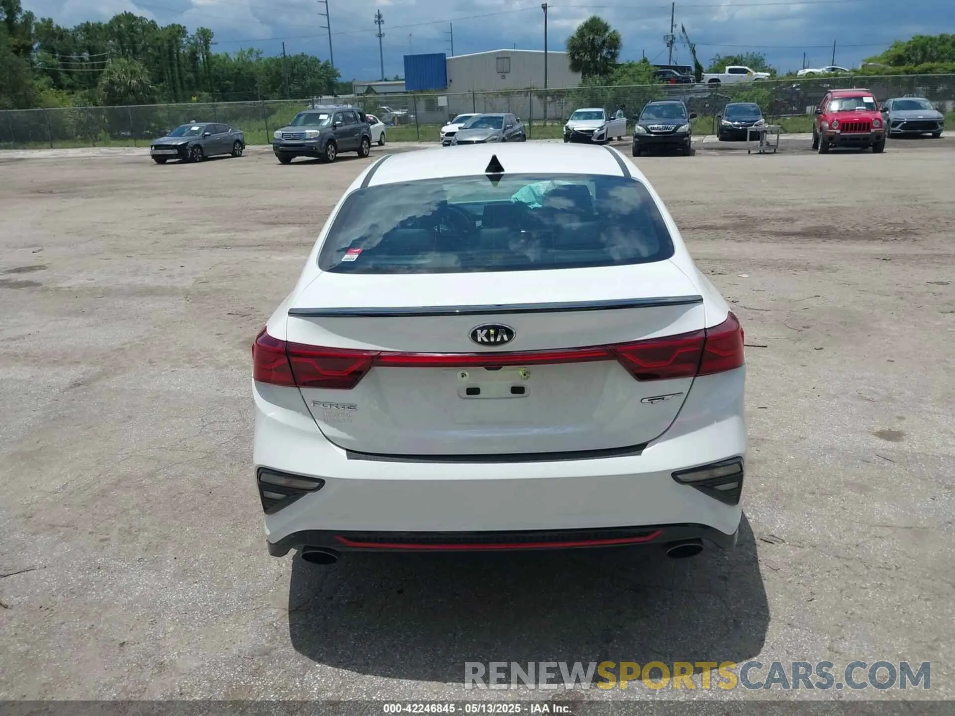 16 Photograph of a damaged car 3KPF44AC0ME333164 KIA FORTE 2021