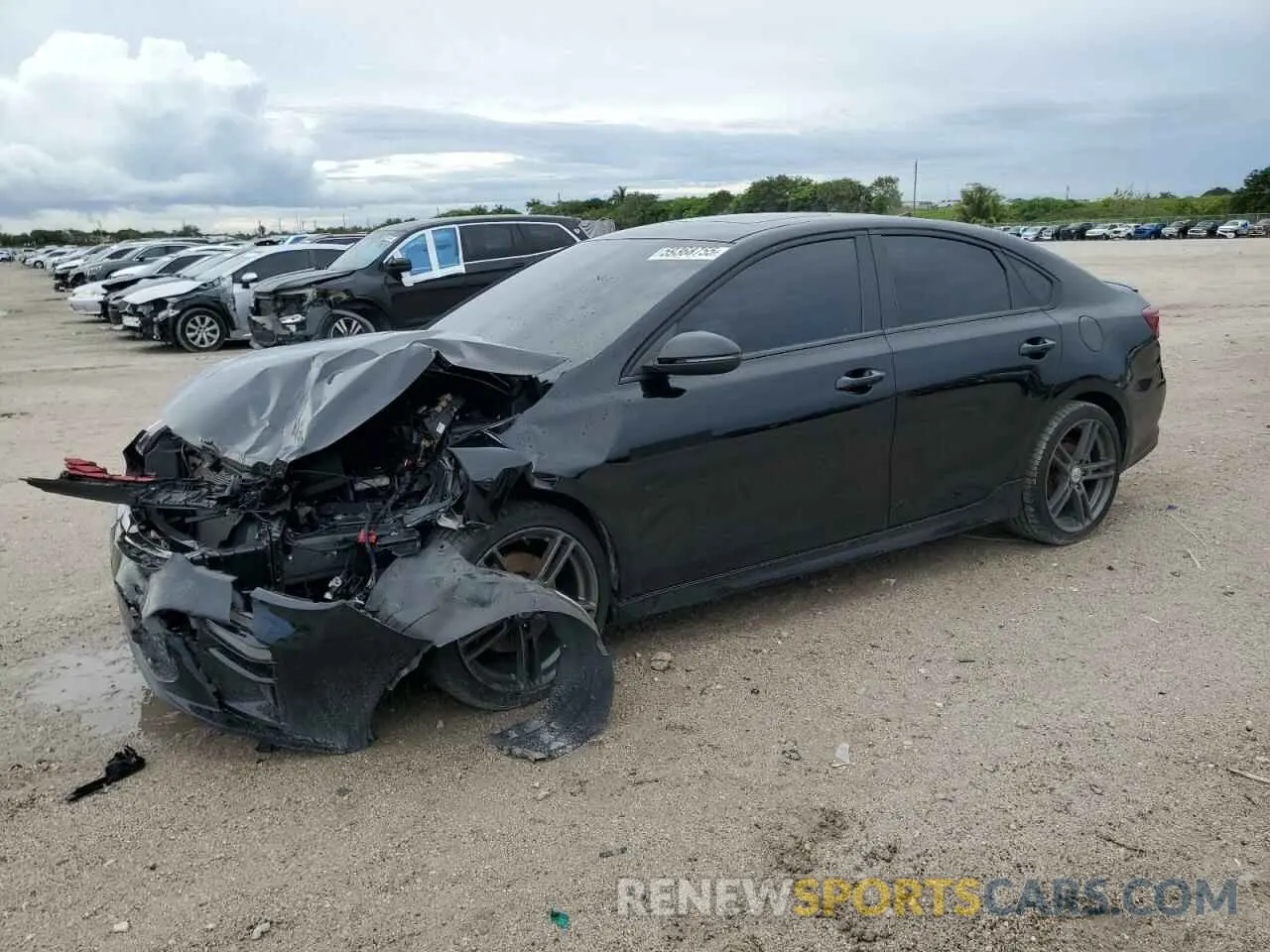 1 Photograph of a damaged car 3KPF44AC0ME376225 KIA FORTE 2021