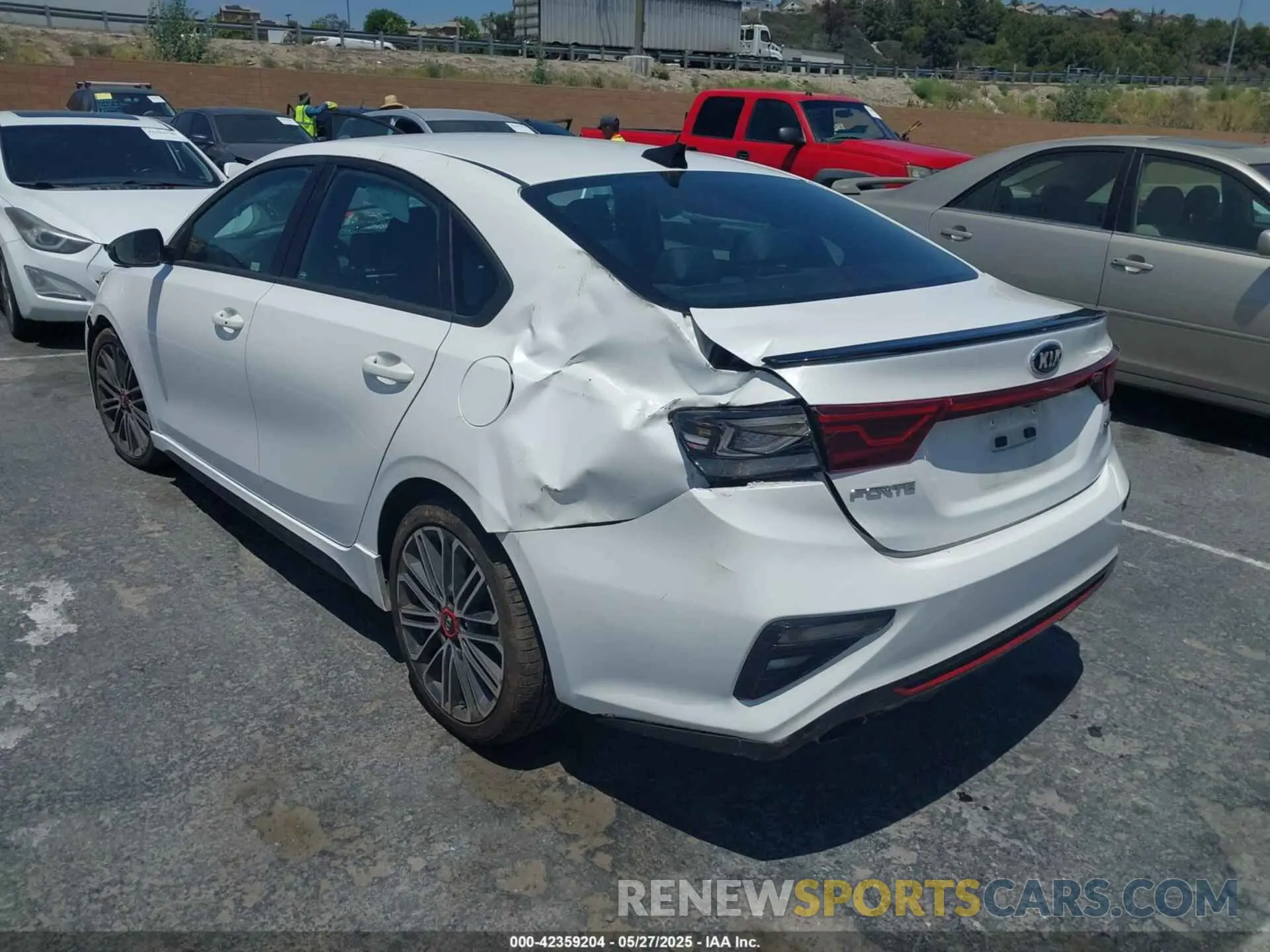 3 Photograph of a damaged car 3KPF44AC1ME396449 KIA FORTE 2021