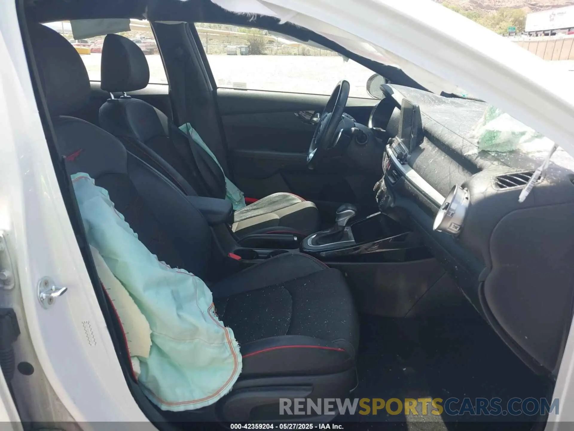 5 Photograph of a damaged car 3KPF44AC1ME396449 KIA FORTE 2021