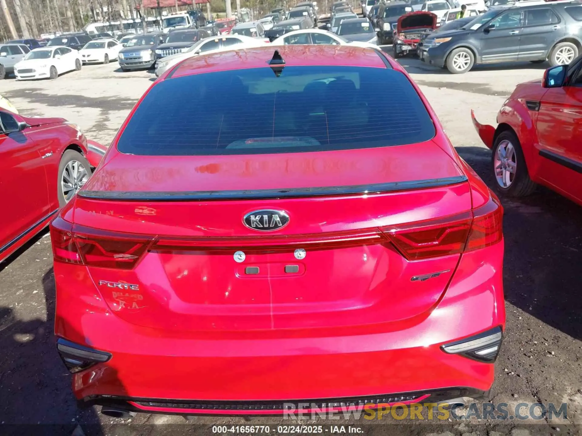 16 Photograph of a damaged car 3KPF44AC3ME290973 KIA FORTE 2021