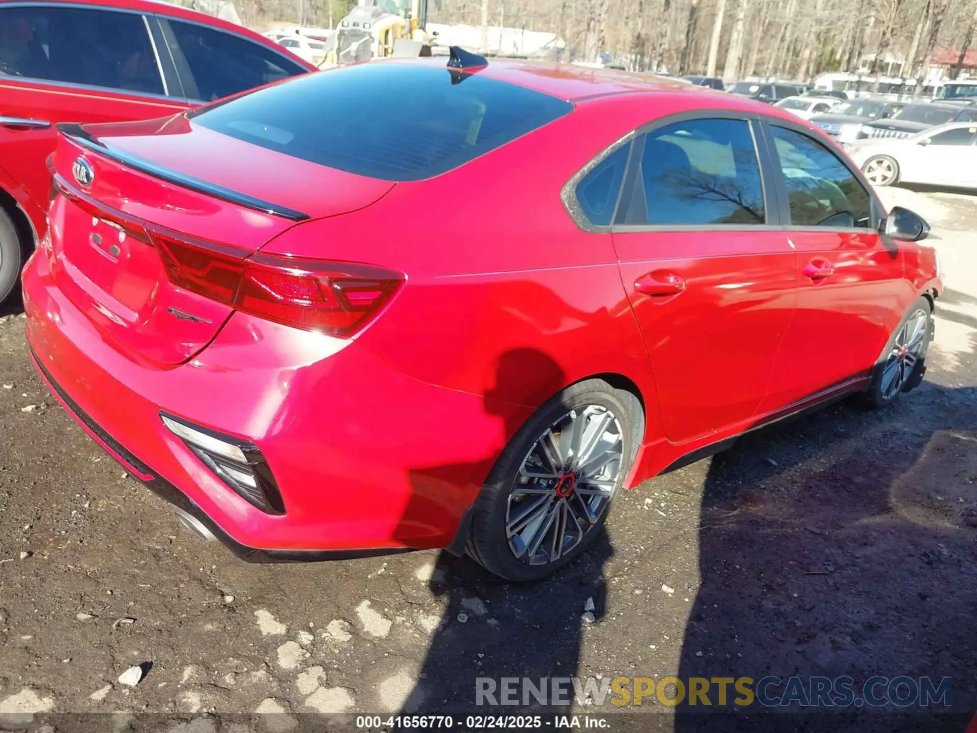4 Photograph of a damaged car 3KPF44AC3ME290973 KIA FORTE 2021