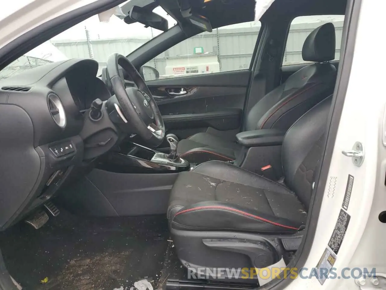 7 Photograph of a damaged car 3KPF44AC5ME280624 KIA FORTE 2021