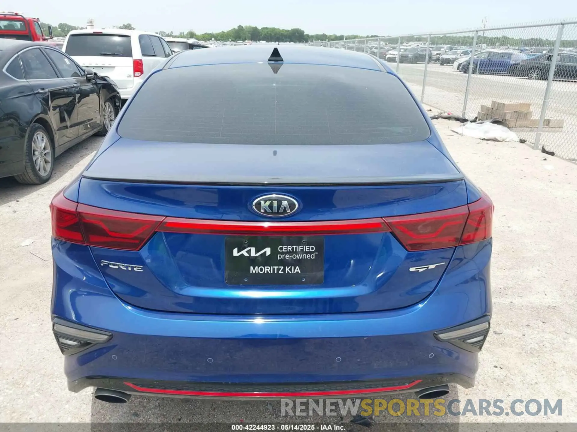 16 Photograph of a damaged car 3KPF44AC5ME313685 KIA FORTE 2021