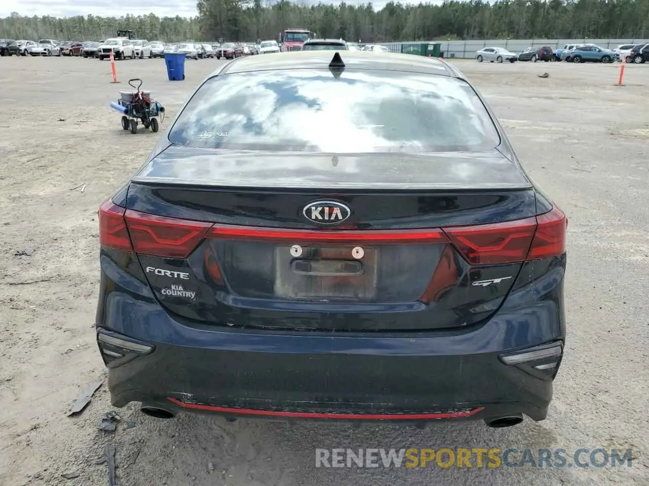 6 Photograph of a damaged car 3KPF44AC5ME414550 KIA FORTE 2021