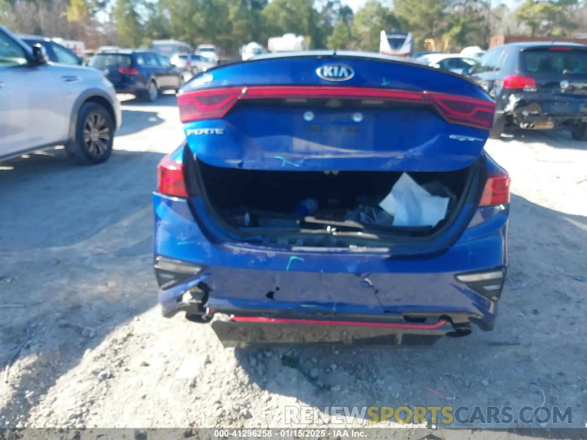 16 Photograph of a damaged car 3KPF44AC6ME323920 KIA FORTE 2021