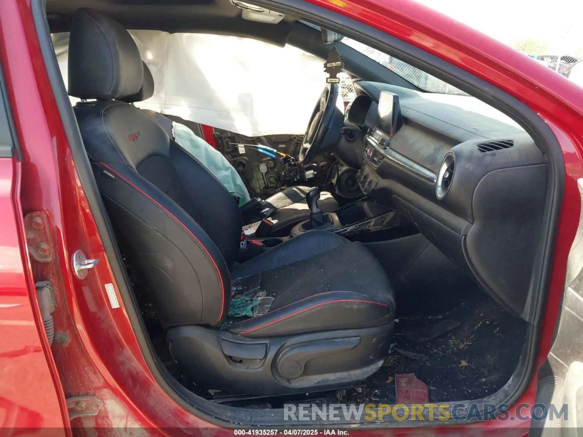 5 Photograph of a damaged car 3KPF44AC7ME288188 KIA FORTE 2021