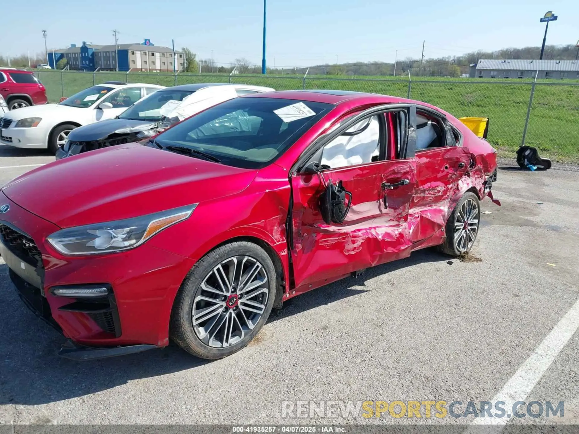 6 Photograph of a damaged car 3KPF44AC7ME288188 KIA FORTE 2021