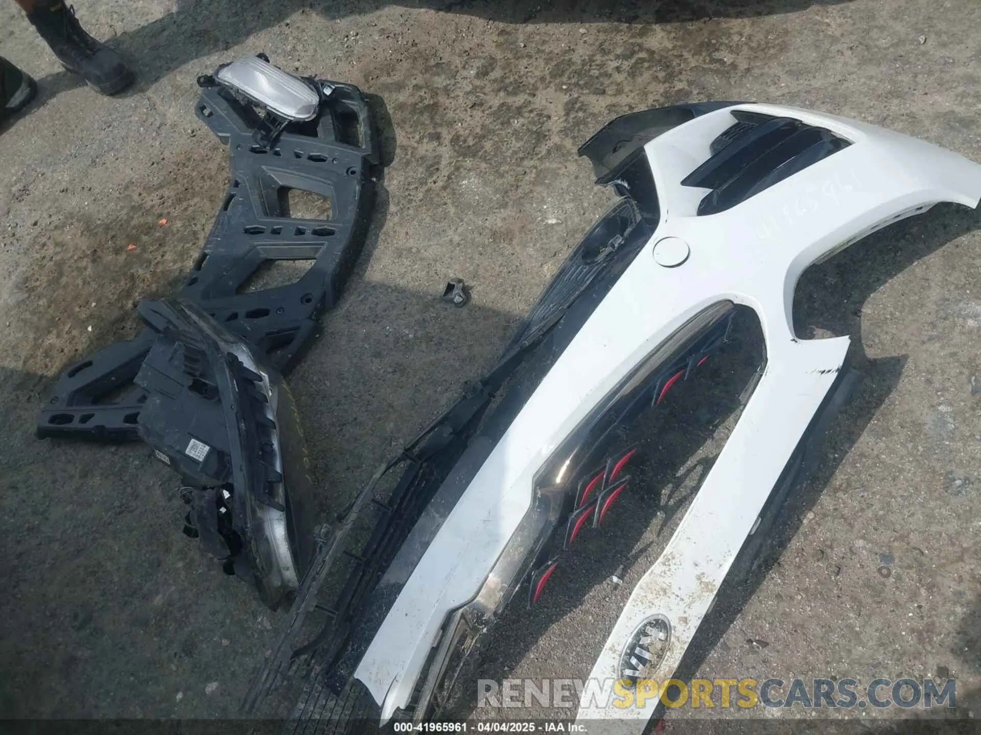 11 Photograph of a damaged car 3KPF44AC7ME318340 KIA FORTE 2021