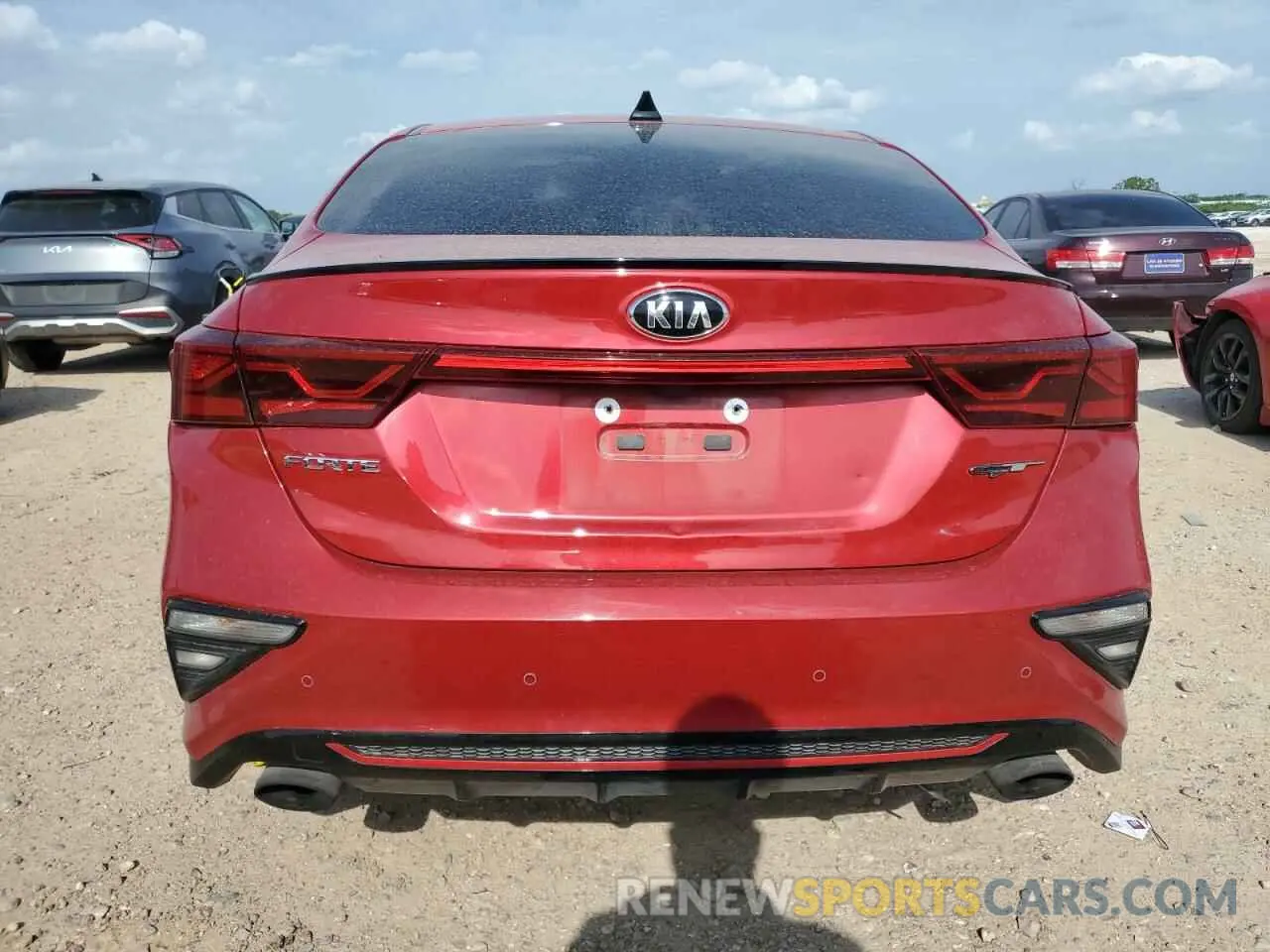 6 Photograph of a damaged car 3KPF44AC8ME292251 KIA FORTE 2021