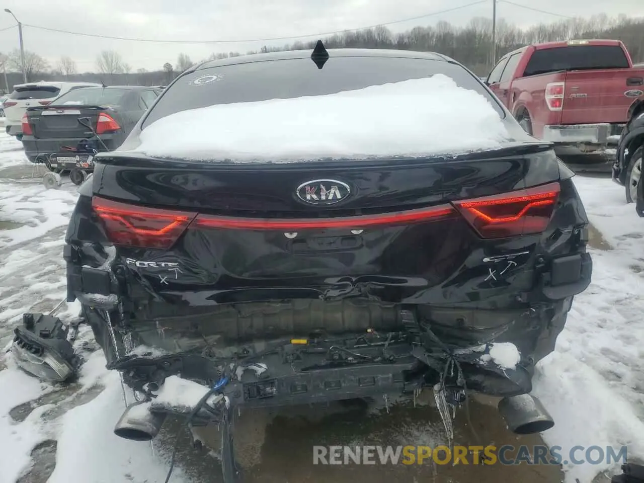6 Photograph of a damaged car 3KPF44AC9ME329291 KIA FORTE 2021