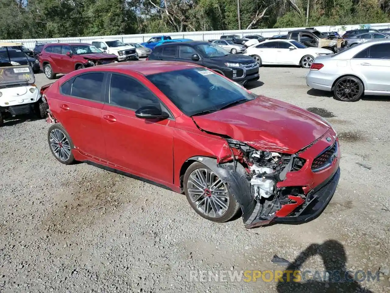 4 Photograph of a damaged car 3KPF44AC9ME417337 KIA FORTE 2021