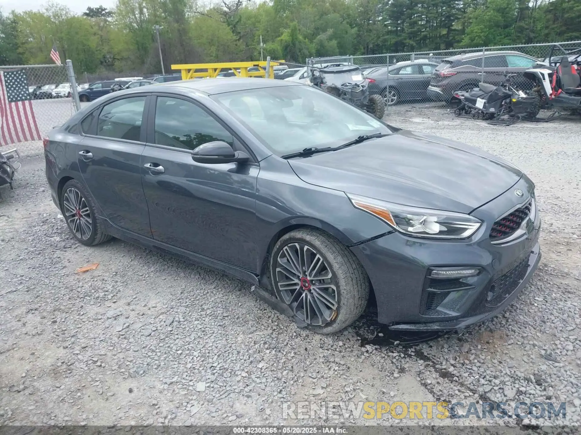 1 Photograph of a damaged car 3KPF44ACXME374787 KIA FORTE 2021