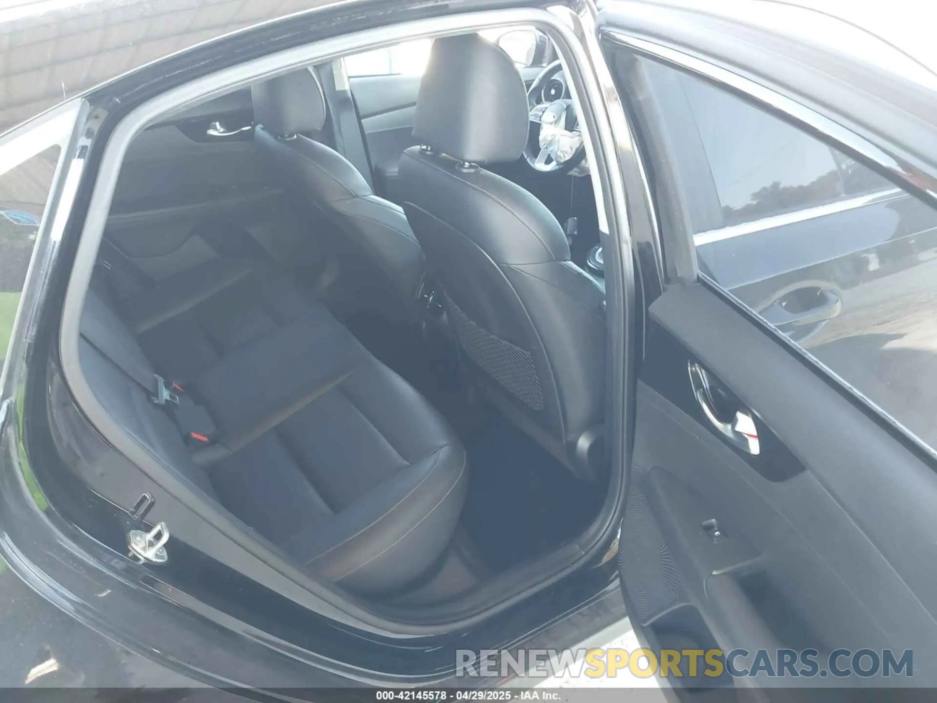 8 Photograph of a damaged car 3KPF54AD0ME284084 KIA FORTE 2021