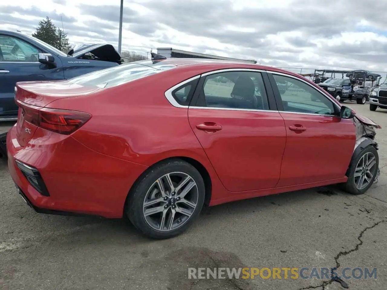 3 Photograph of a damaged car 3KPF54AD1ME405480 KIA FORTE 2021