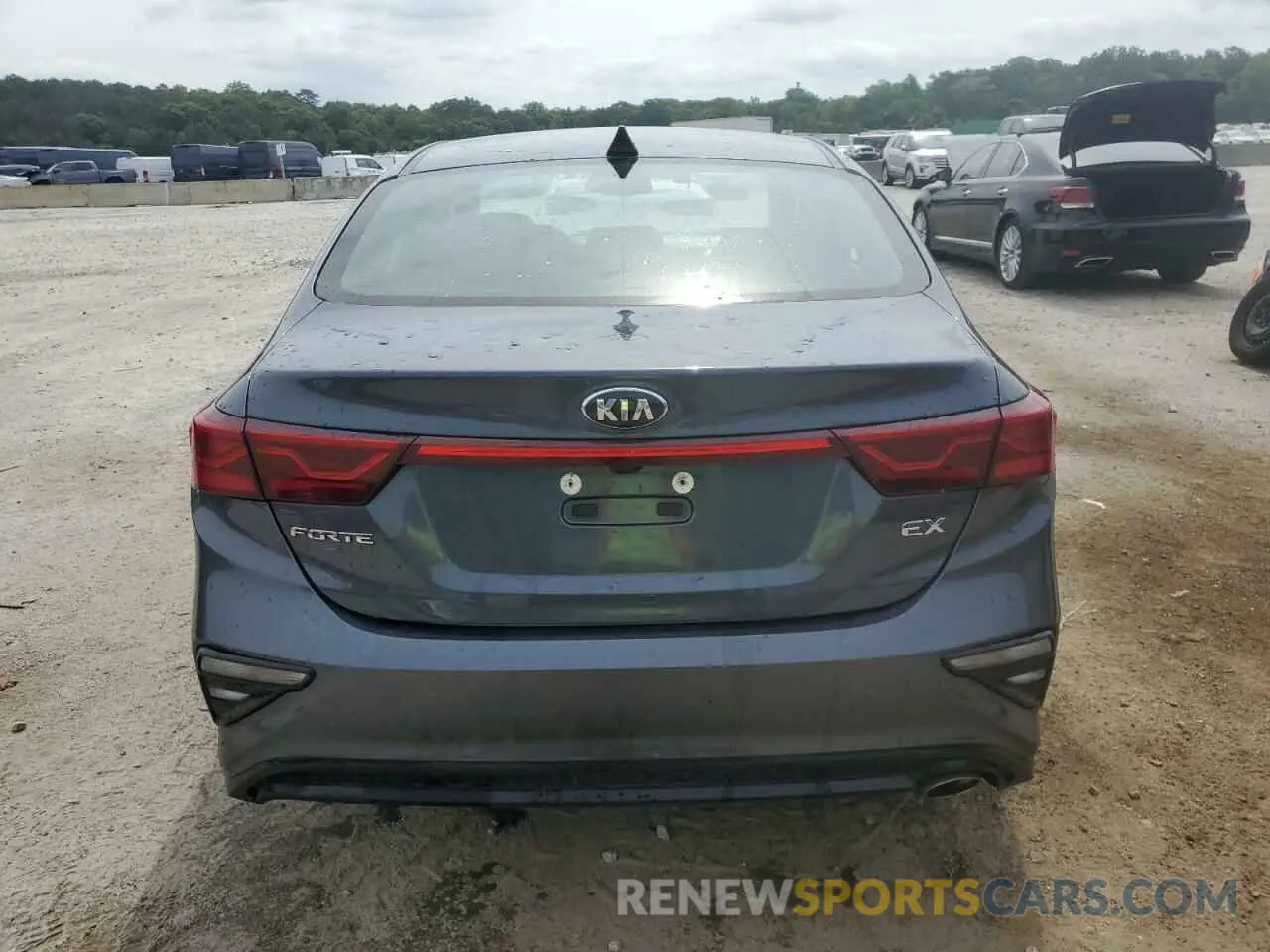 6 Photograph of a damaged car 3KPF54AD2ME279808 KIA FORTE 2021