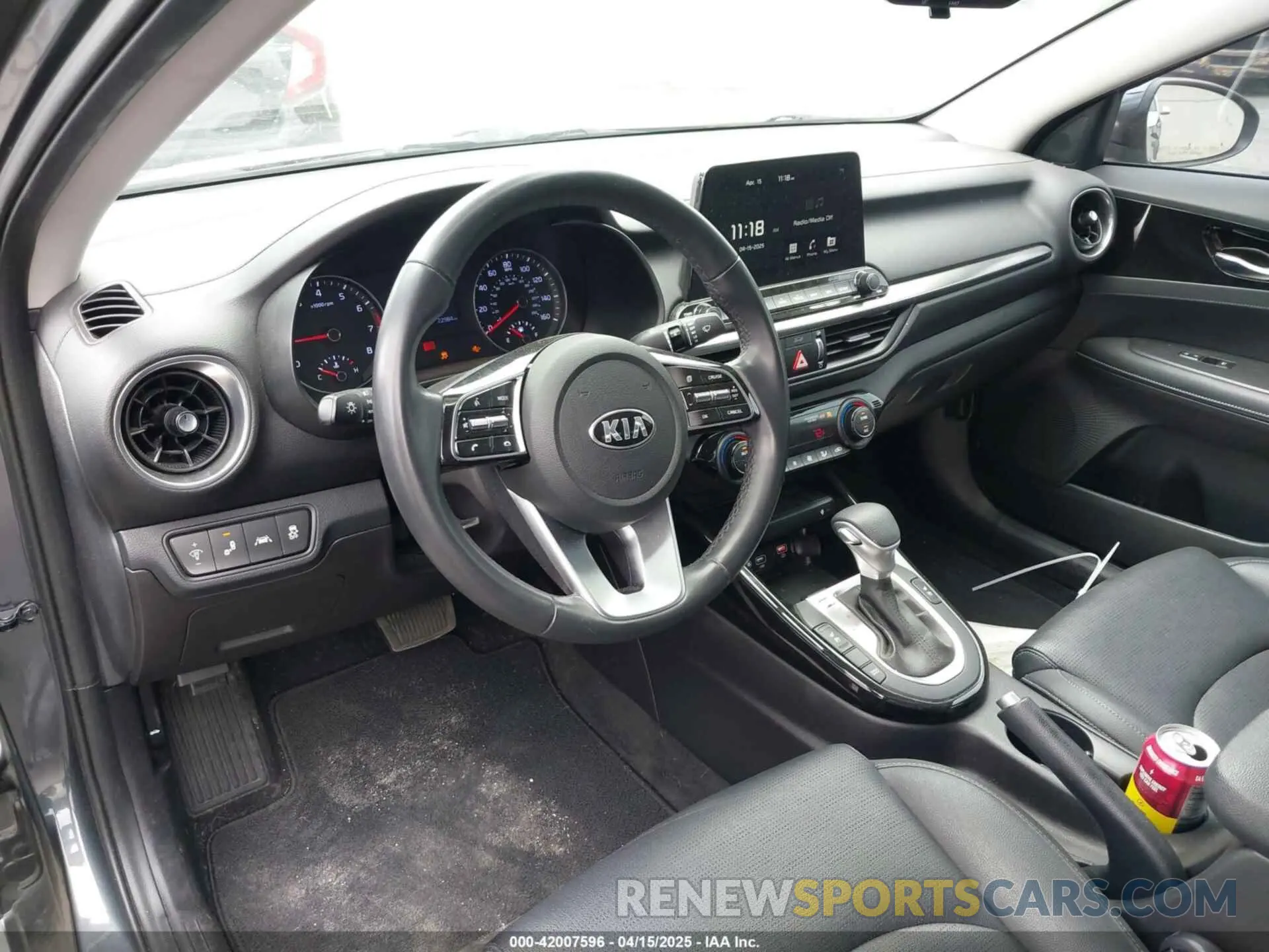 21 Photograph of a damaged car 3KPF54AD2ME415239 KIA FORTE 2021