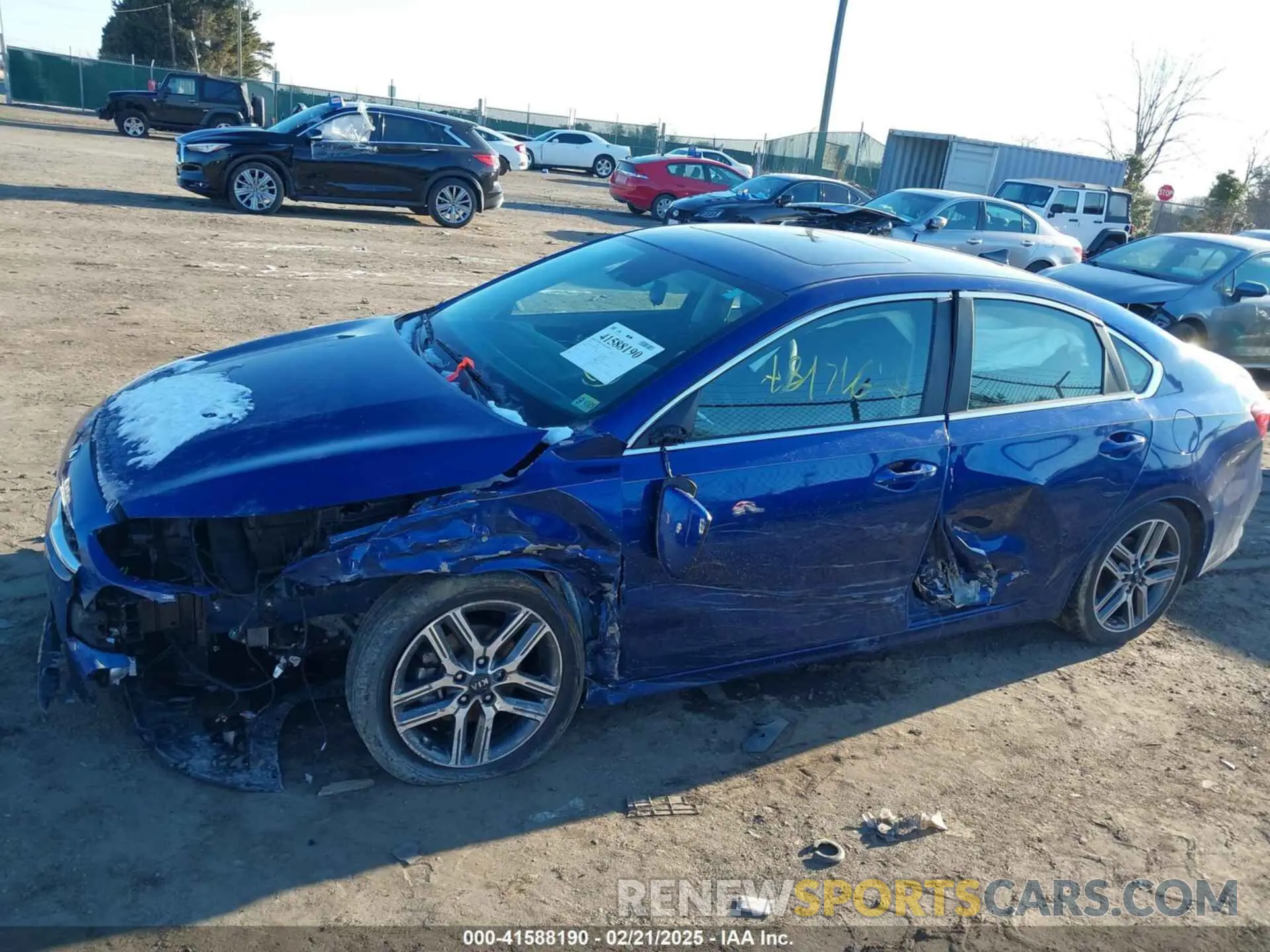 14 Photograph of a damaged car 3KPF54AD4ME402671 KIA FORTE 2021