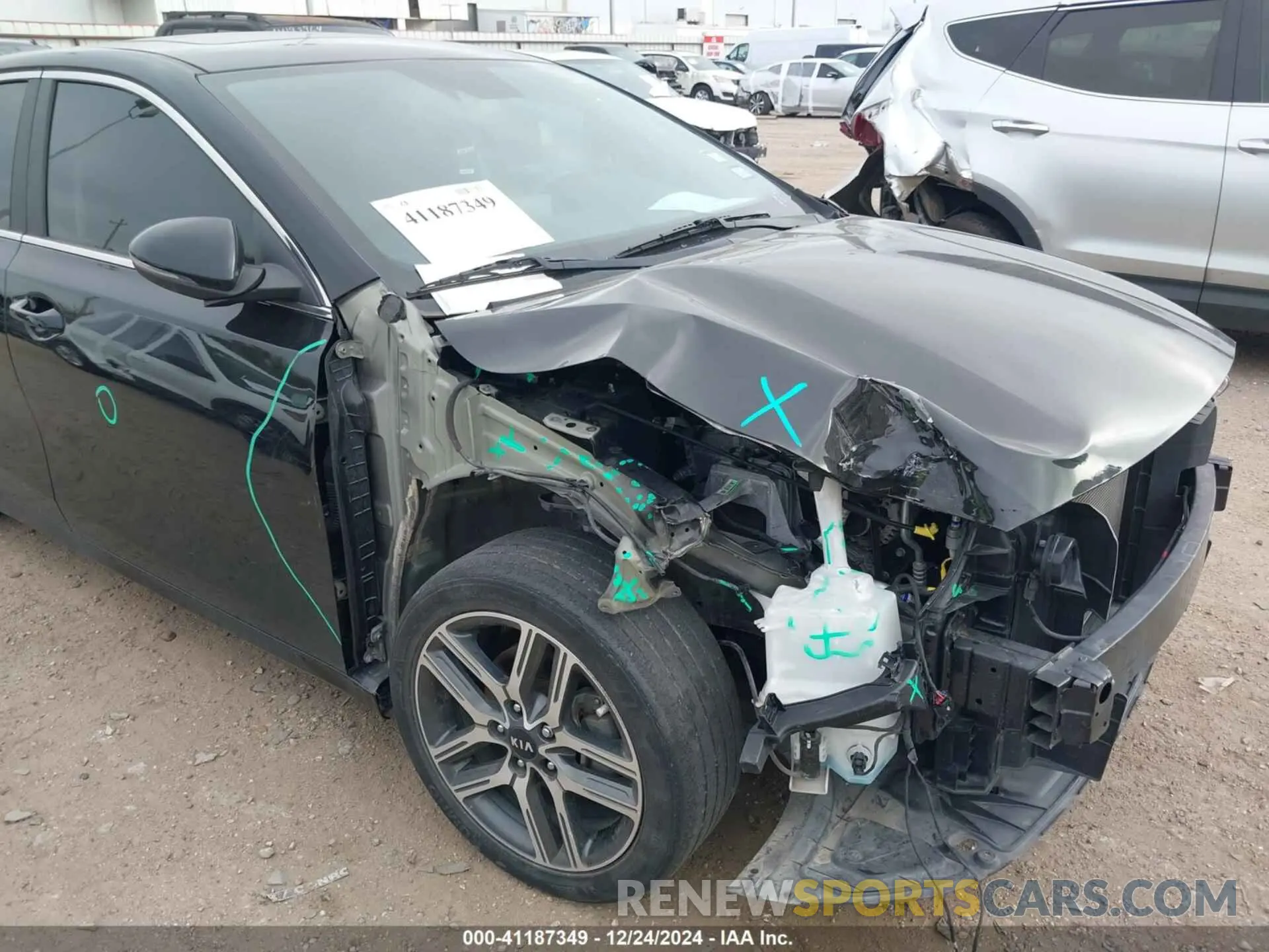 18 Photograph of a damaged car 3KPF54AD5ME348720 KIA FORTE 2021