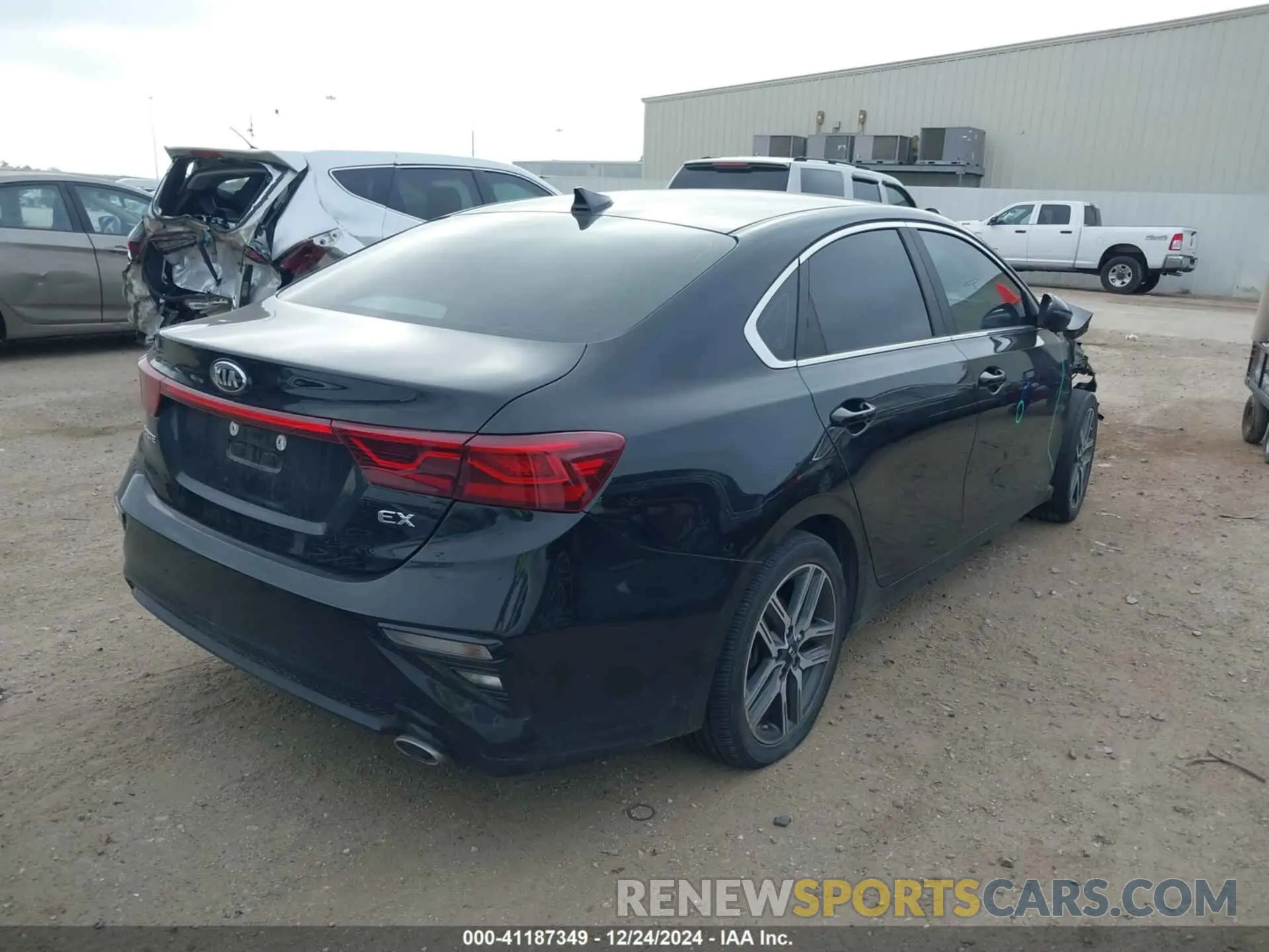 4 Photograph of a damaged car 3KPF54AD5ME348720 KIA FORTE 2021