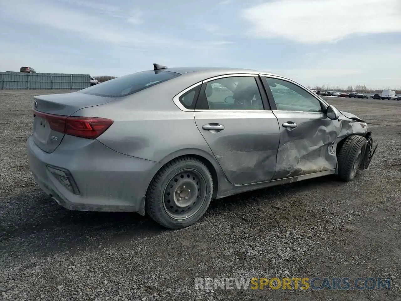 3 Photograph of a damaged car 3KPF54AD5ME364805 KIA FORTE 2021