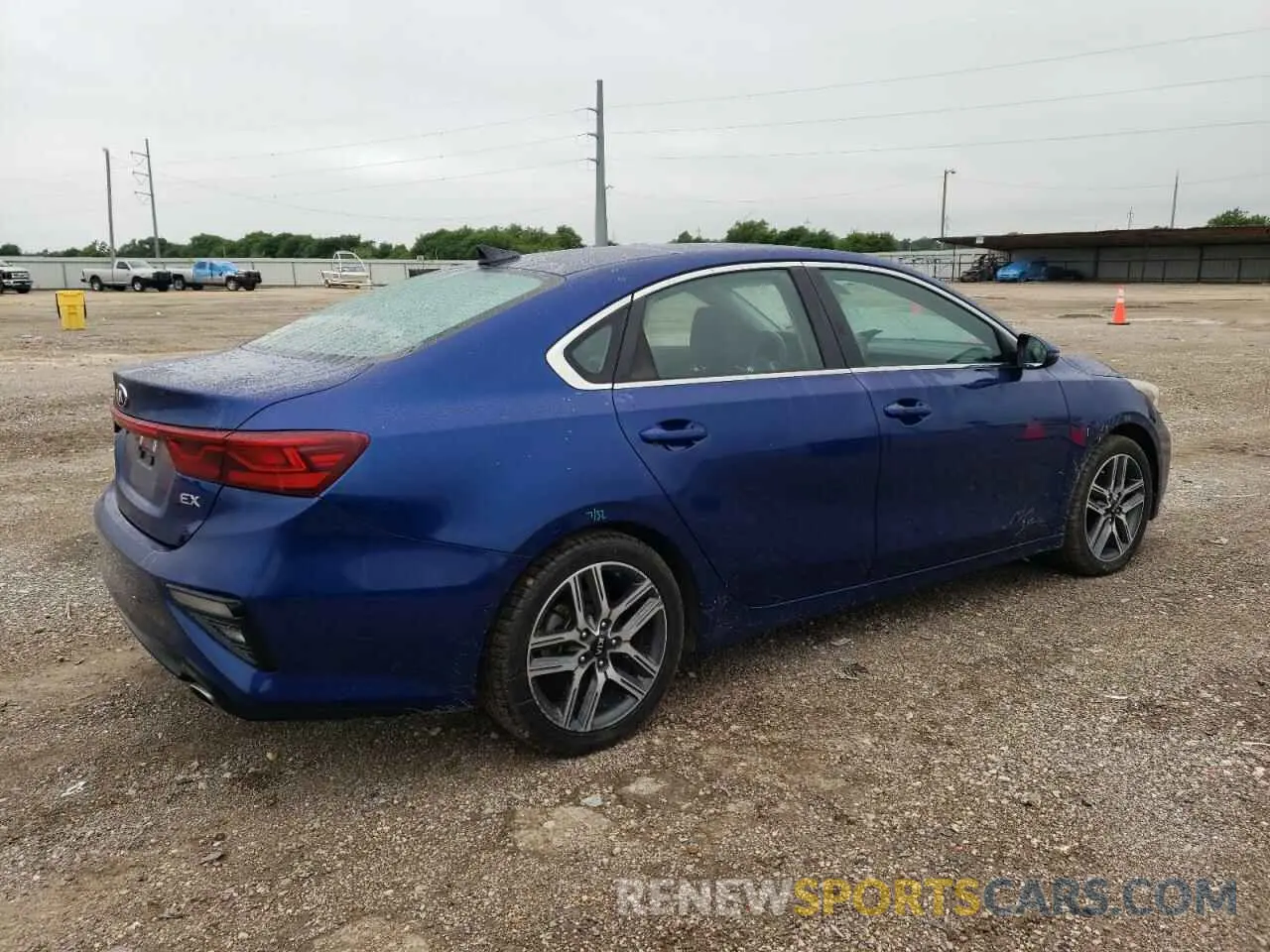3 Photograph of a damaged car 3KPF54AD6ME282727 KIA FORTE 2021