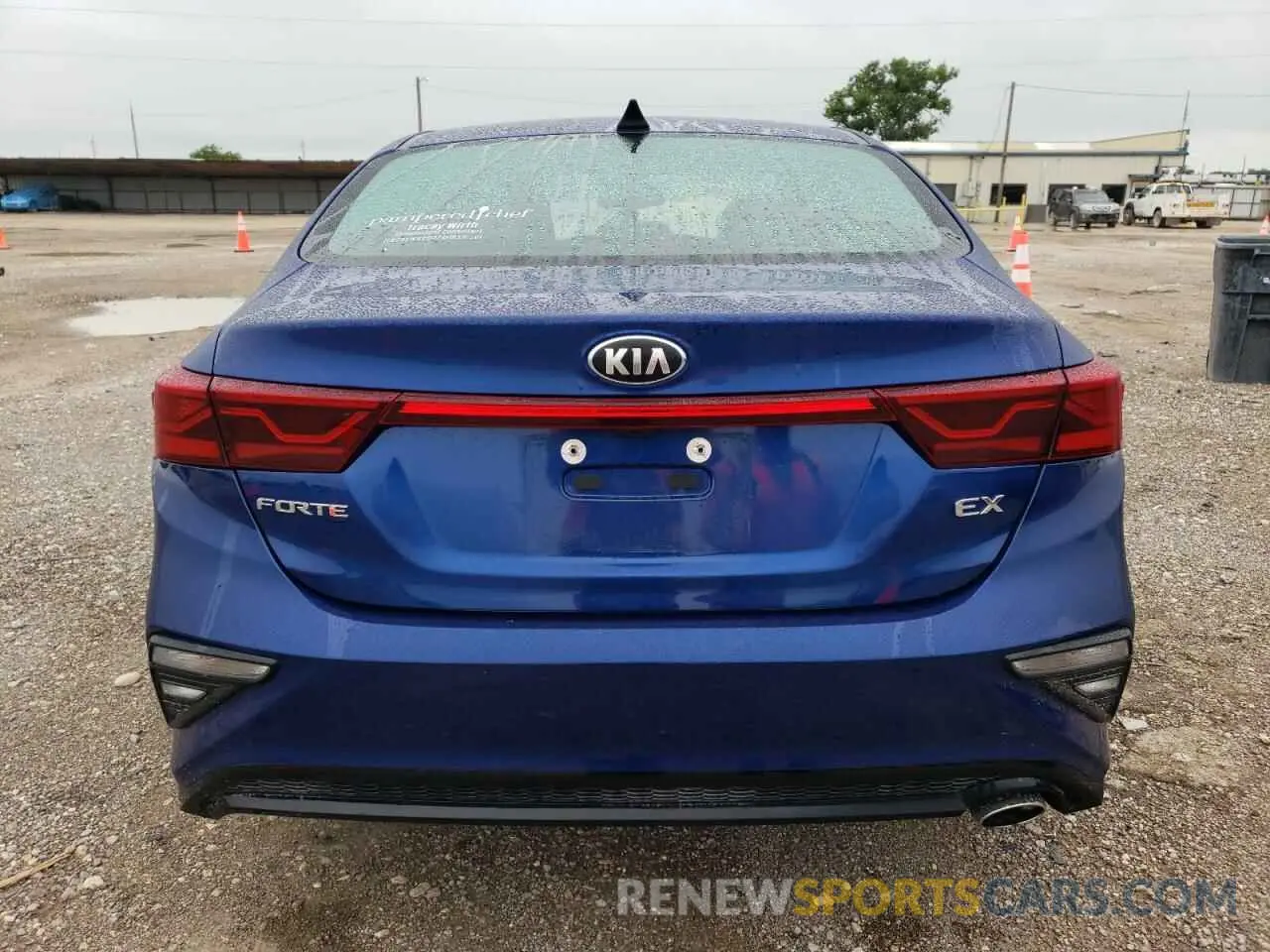 6 Photograph of a damaged car 3KPF54AD6ME282727 KIA FORTE 2021