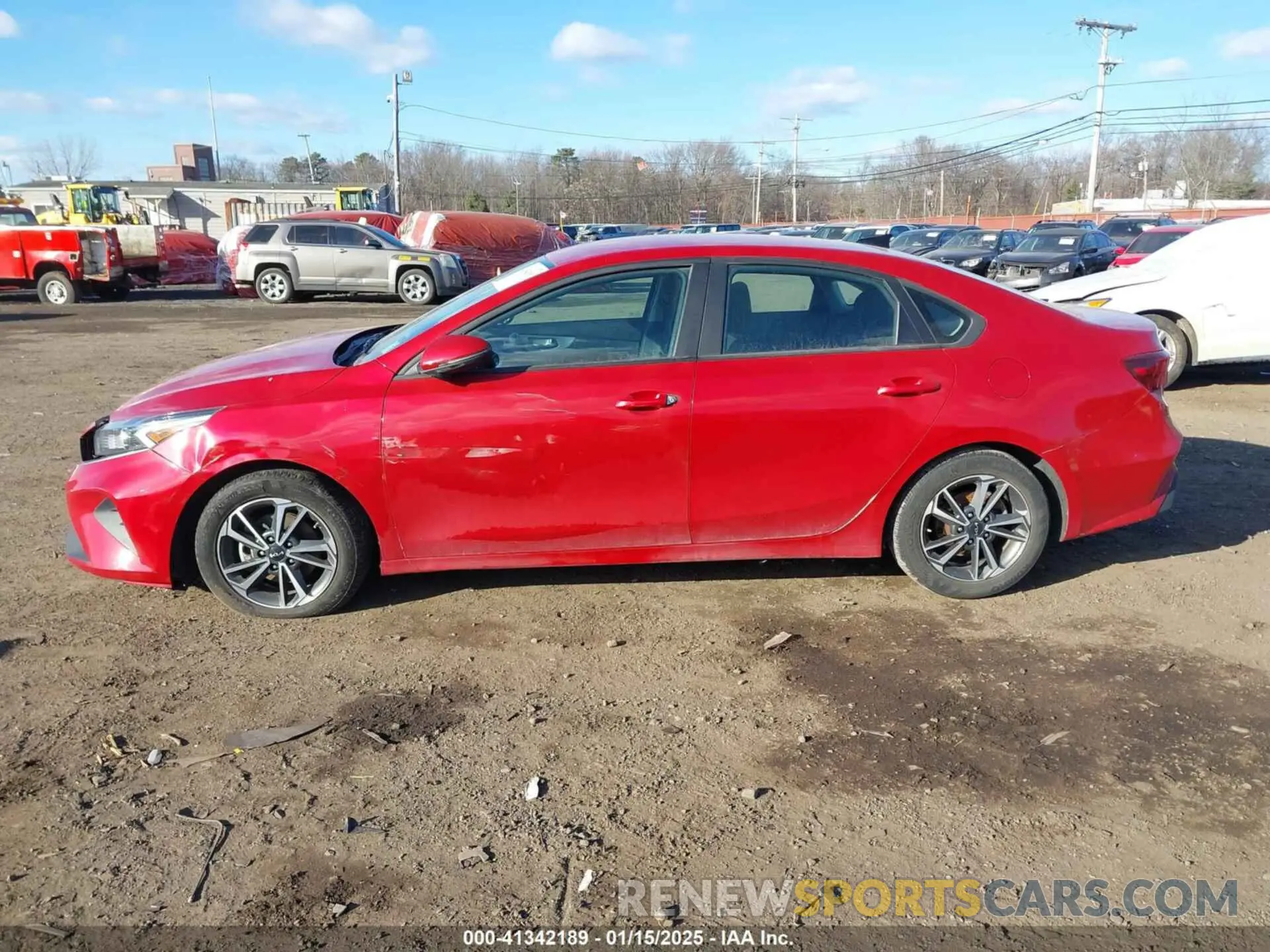 14 Photograph of a damaged car 3KPF24AD0NE437573 KIA FORTE 2022
