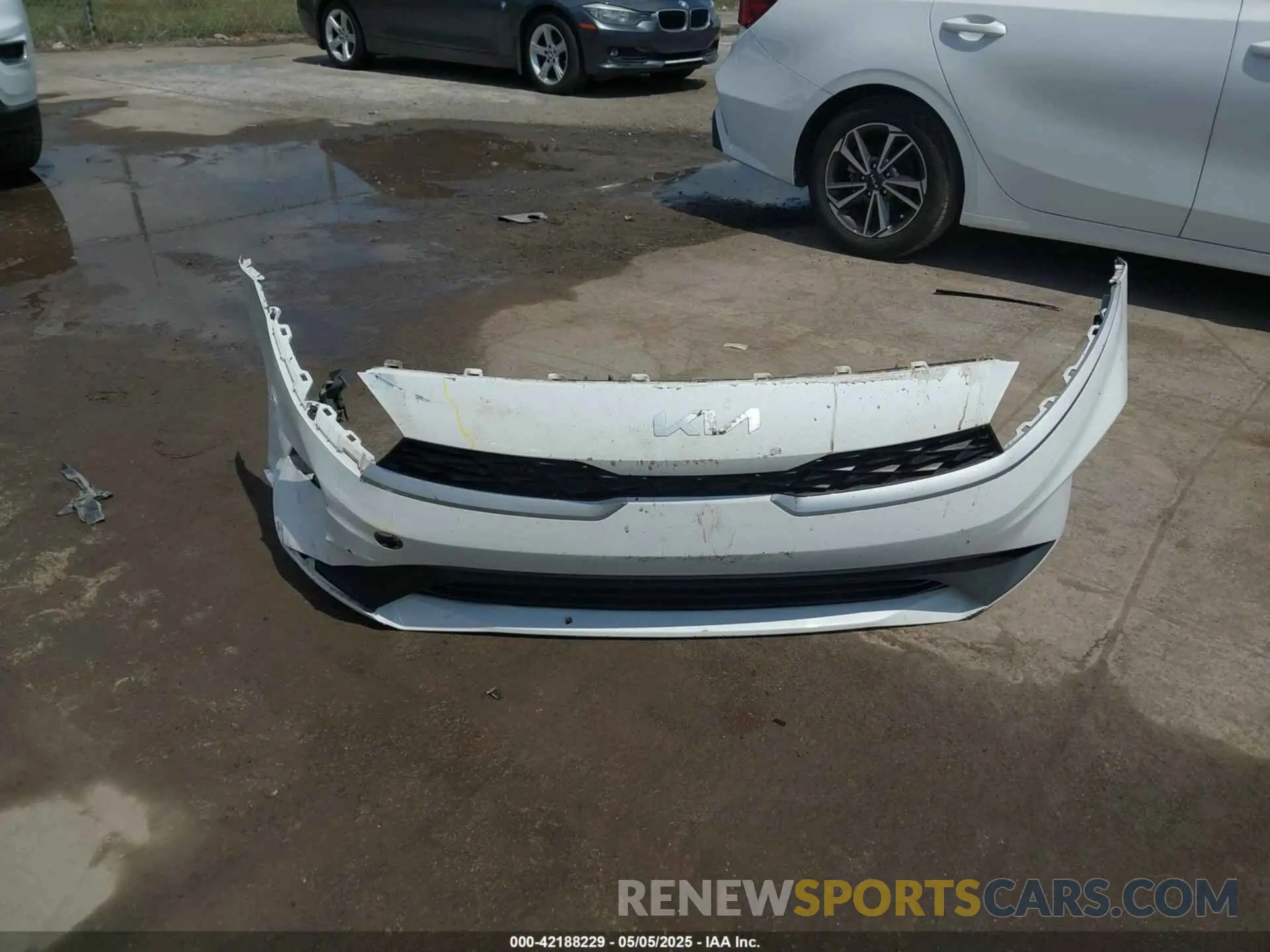 6 Photograph of a damaged car 3KPF24AD0NE456771 KIA FORTE 2022