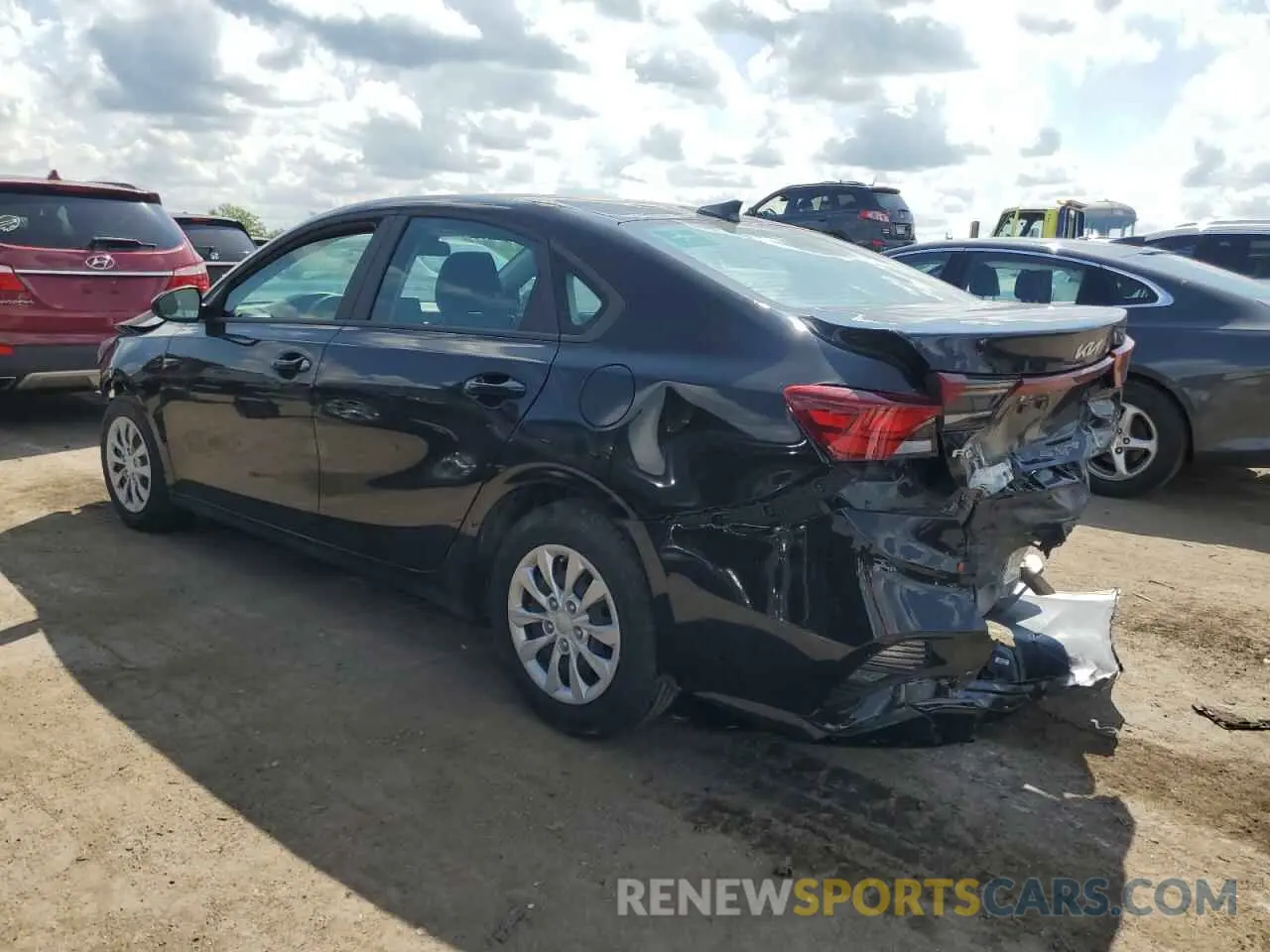 2 Photograph of a damaged car 3KPF24AD0NE498731 KIA FORTE 2022