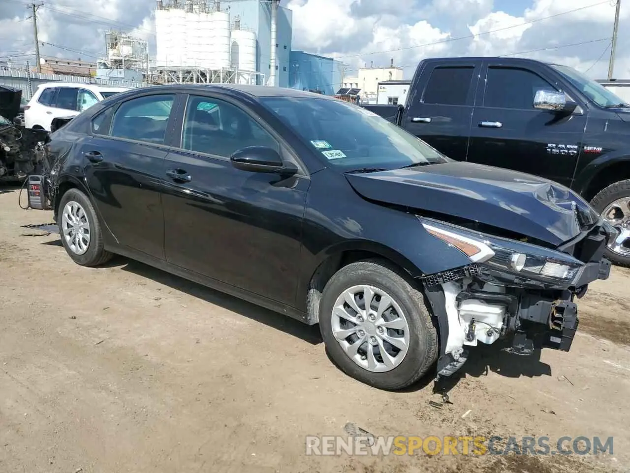 4 Photograph of a damaged car 3KPF24AD0NE498731 KIA FORTE 2022