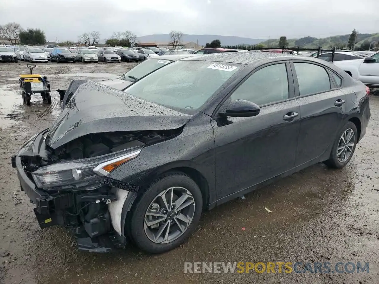 1 Photograph of a damaged car 3KPF24AD0NE499961 KIA FORTE 2022