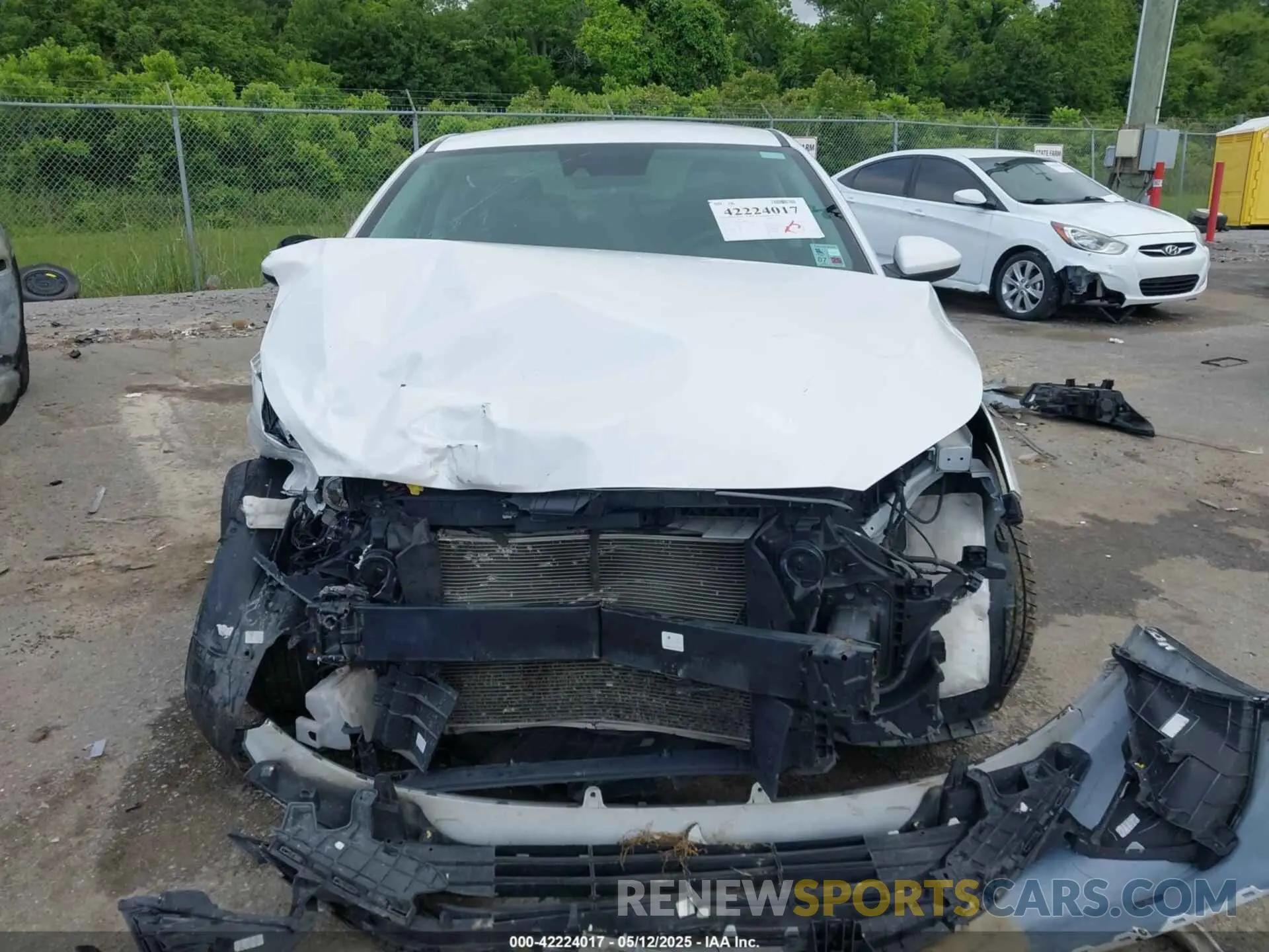 11 Photograph of a damaged car 3KPF24AD1NE418045 KIA FORTE 2022