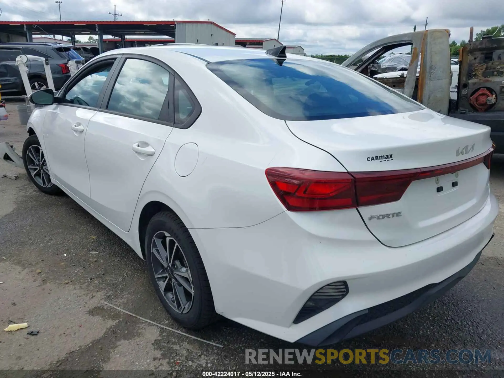 3 Photograph of a damaged car 3KPF24AD1NE418045 KIA FORTE 2022