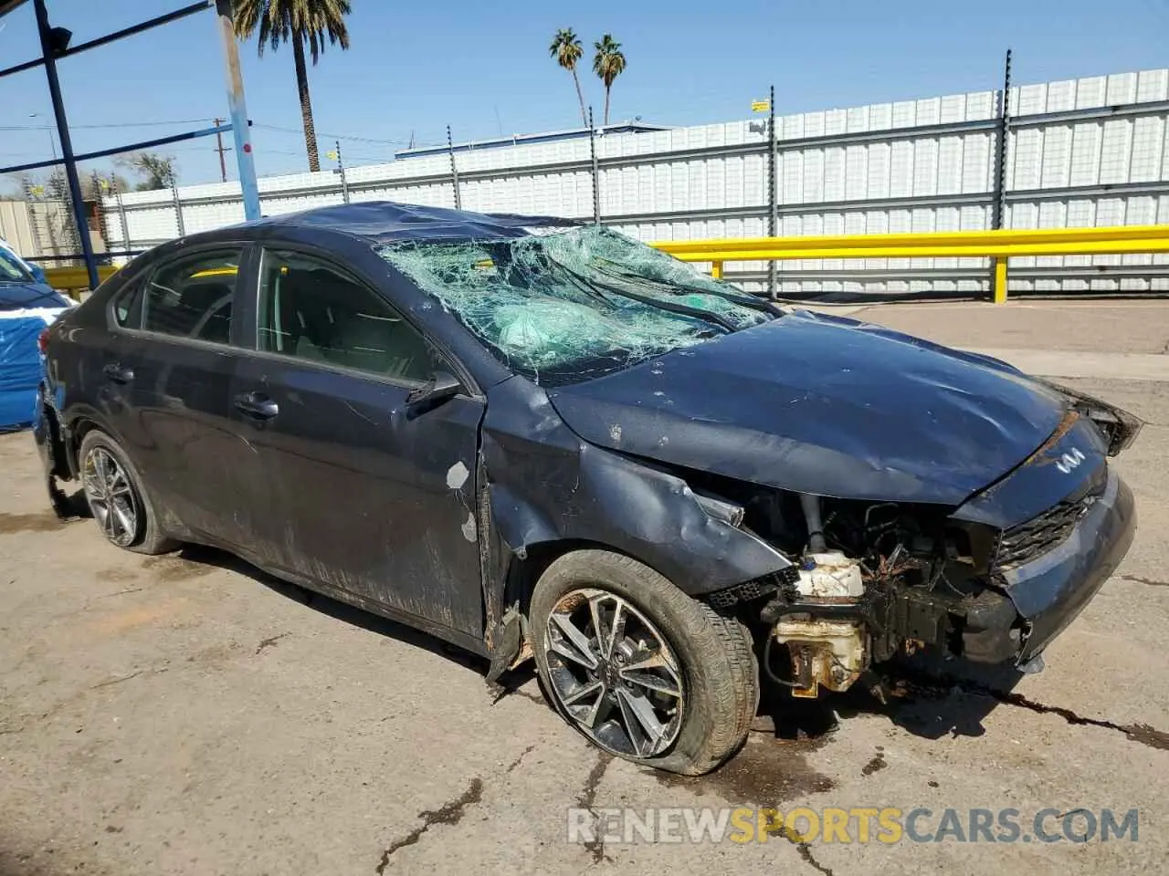 4 Photograph of a damaged car 3KPF24AD1NE427683 KIA FORTE 2022