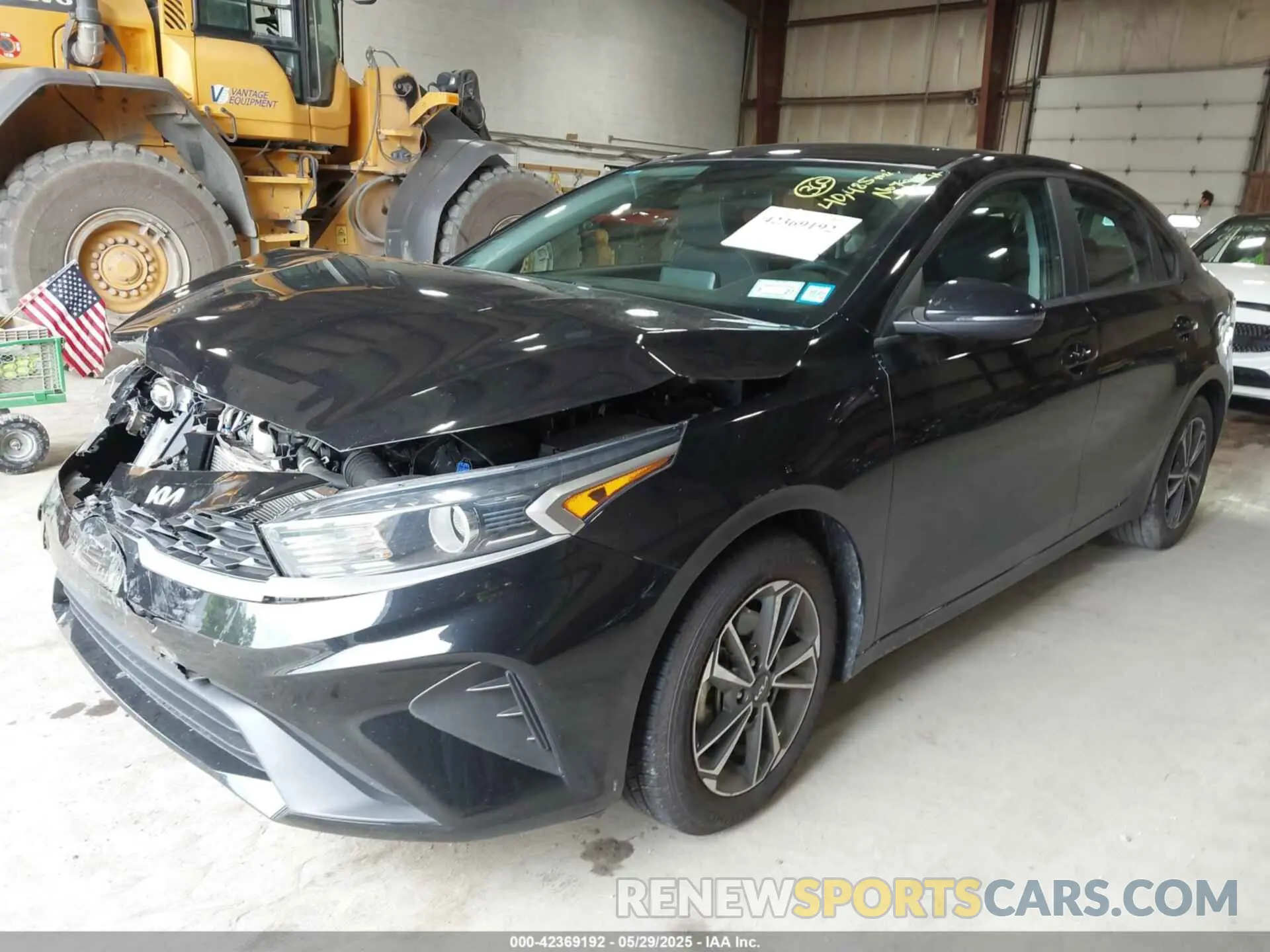 17 Photograph of a damaged car 3KPF24AD1NE429370 KIA FORTE 2022