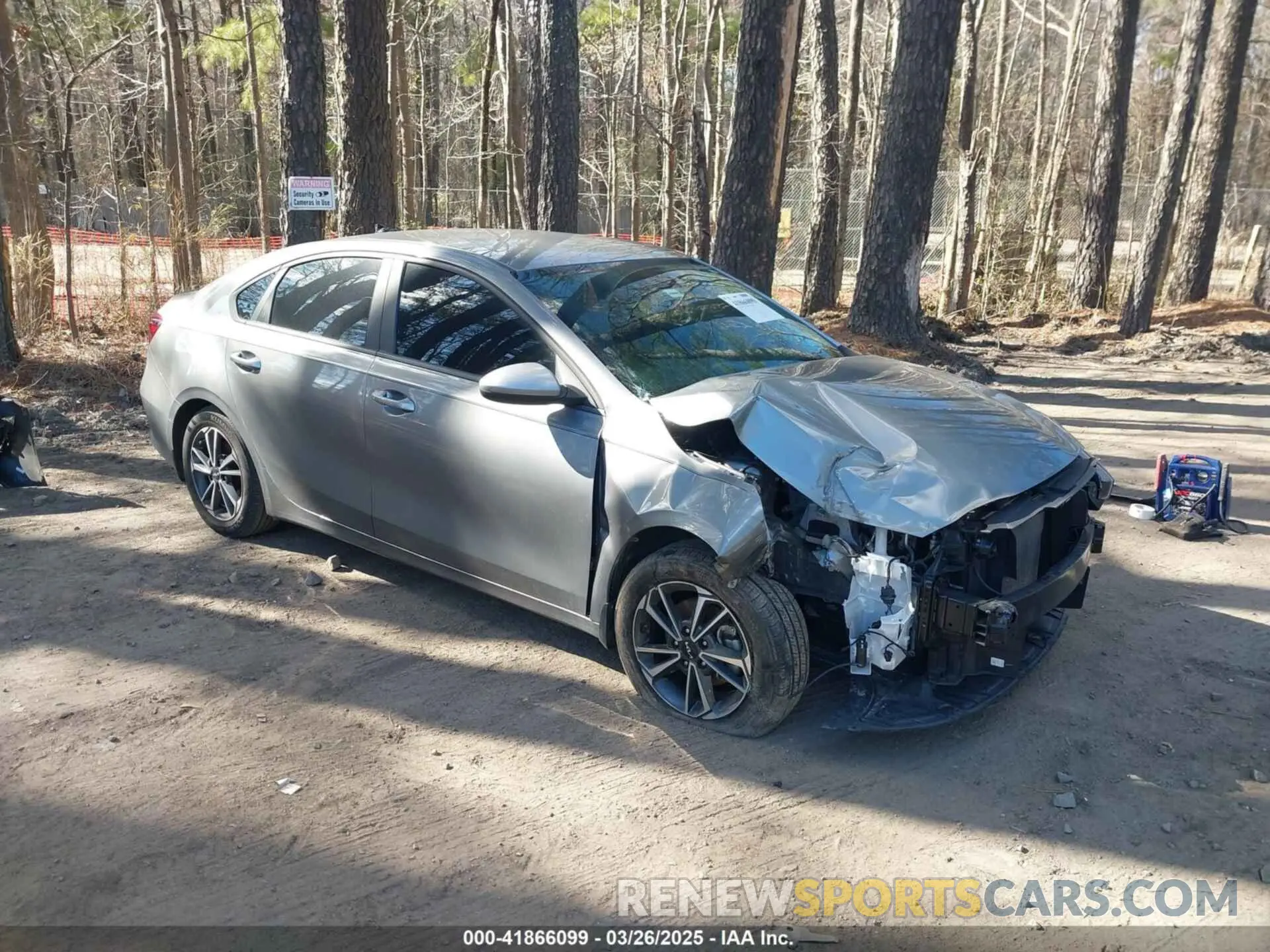 1 Photograph of a damaged car 3KPF24AD1NE430471 KIA FORTE 2022