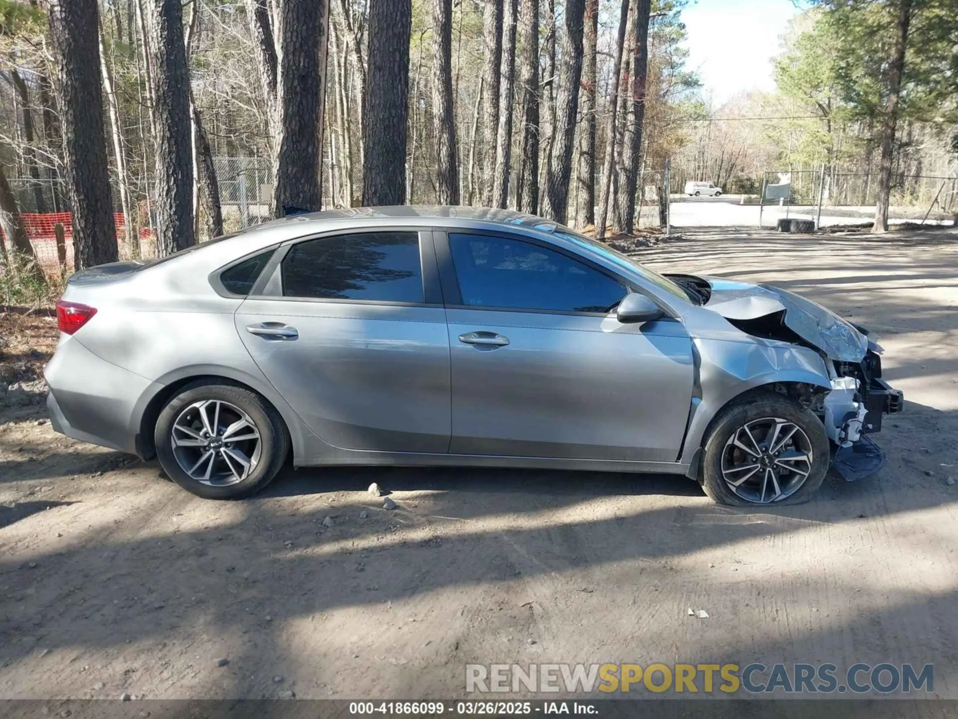 14 Photograph of a damaged car 3KPF24AD1NE430471 KIA FORTE 2022