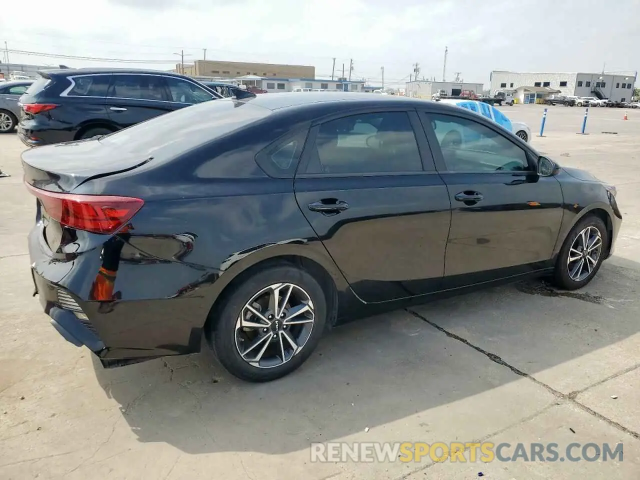 3 Photograph of a damaged car 3KPF24AD1NE431104 KIA FORTE 2022