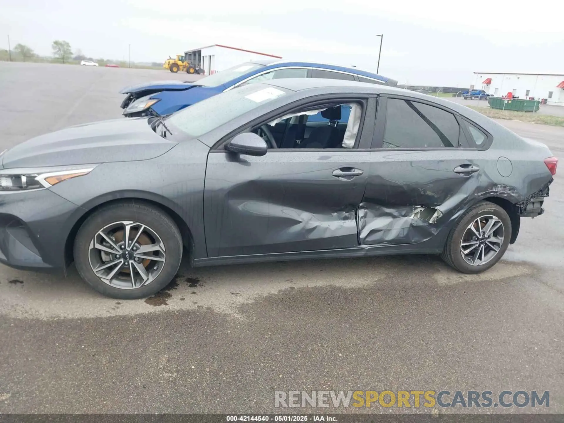 14 Photograph of a damaged car 3KPF24AD1NE460912 KIA FORTE 2022