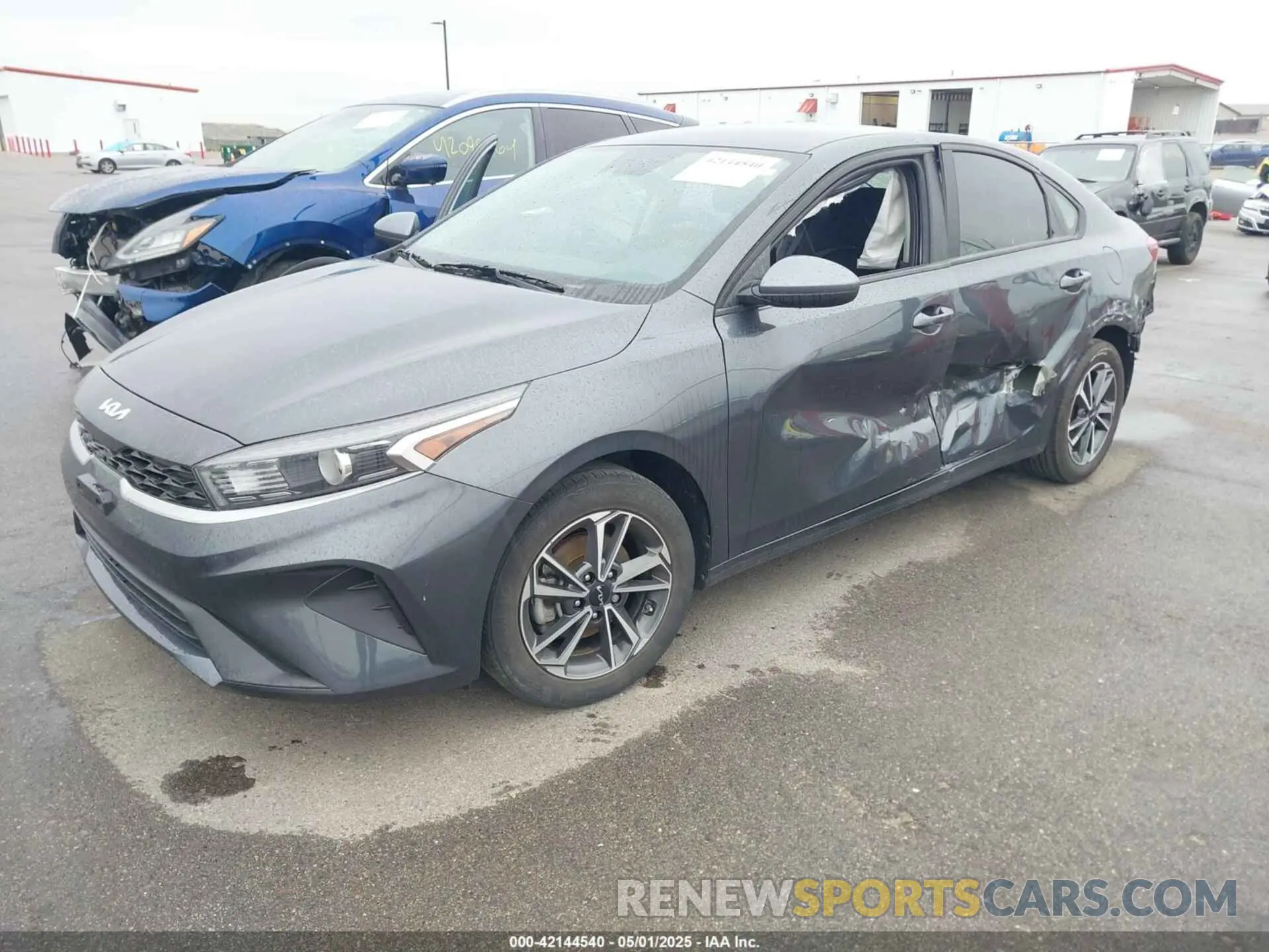 2 Photograph of a damaged car 3KPF24AD1NE460912 KIA FORTE 2022