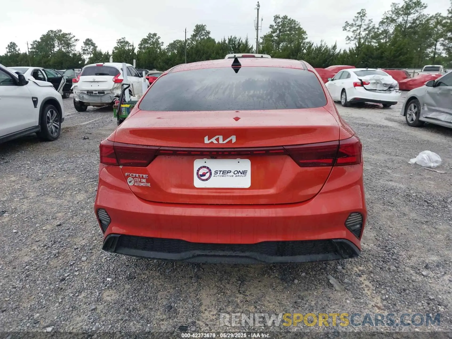 16 Photograph of a damaged car 3KPF24AD1NE487950 KIA FORTE 2022
