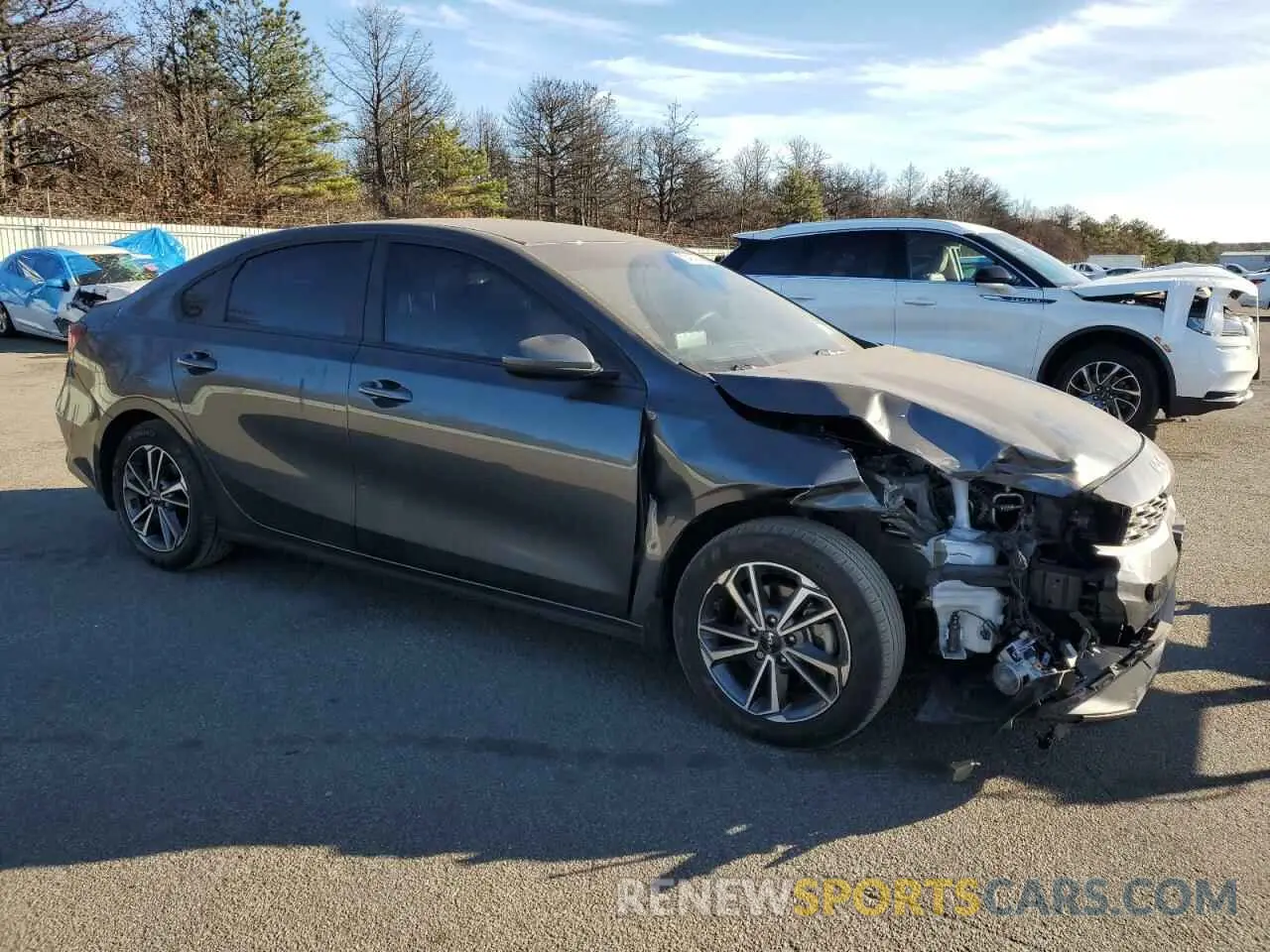 4 Photograph of a damaged car 3KPF24AD1NE496289 KIA FORTE 2022