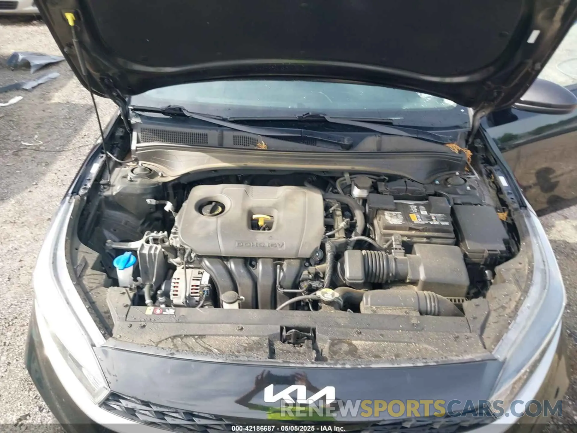 10 Photograph of a damaged car 3KPF24AD1NE503709 KIA FORTE 2022