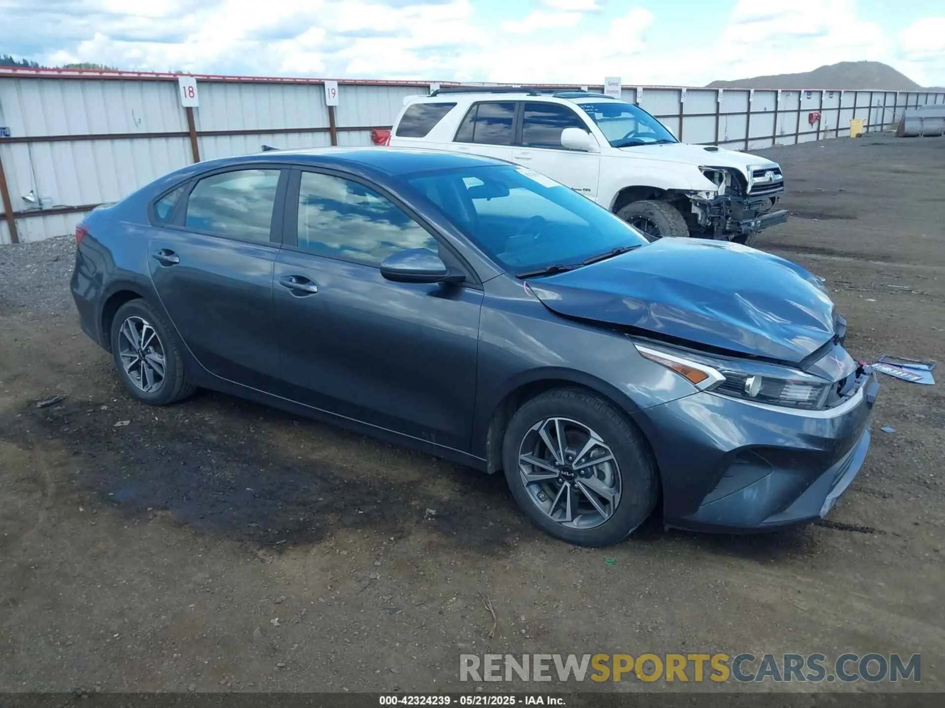 1 Photograph of a damaged car 3KPF24AD2NE455301 KIA FORTE 2022