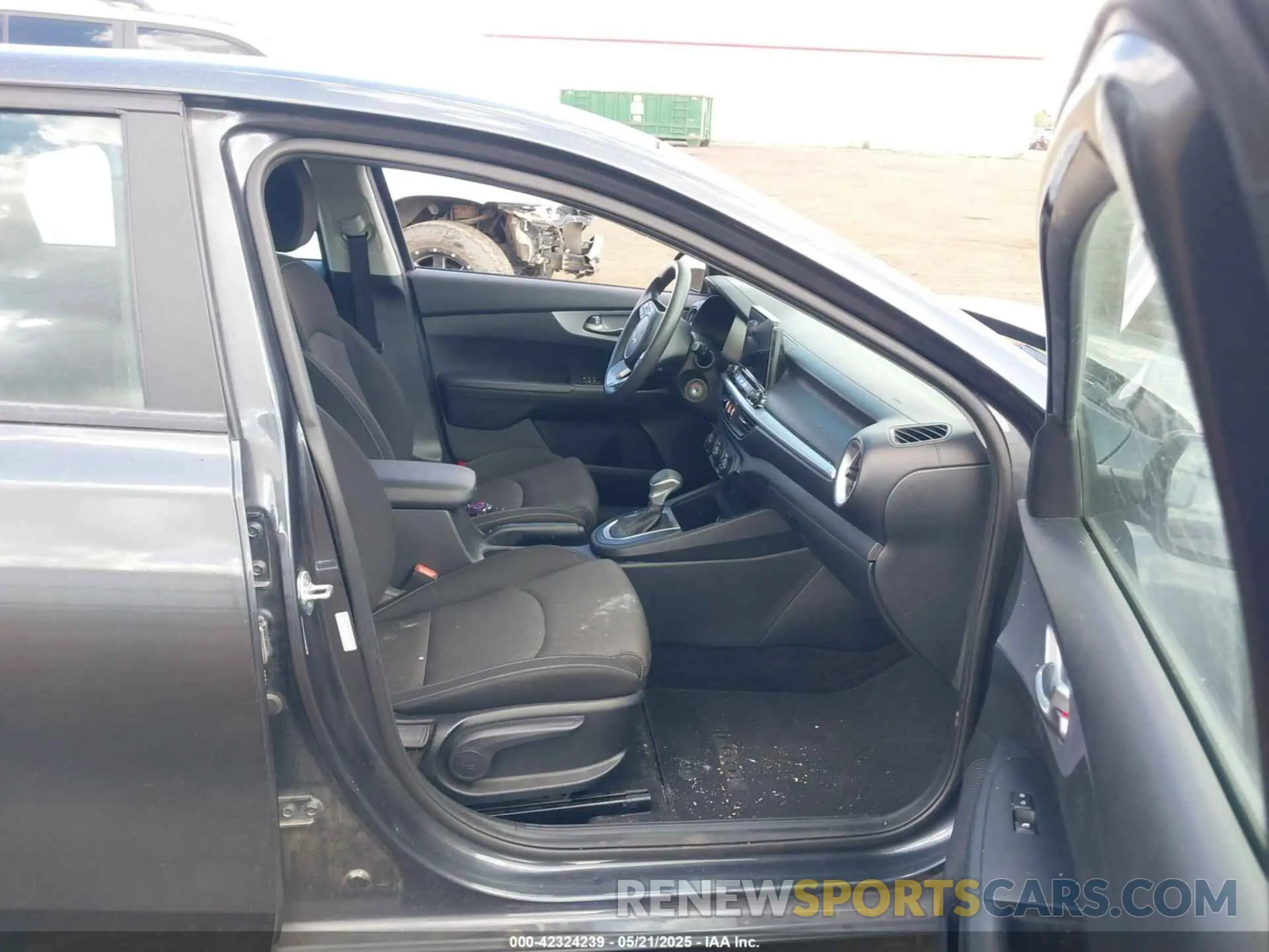 5 Photograph of a damaged car 3KPF24AD2NE455301 KIA FORTE 2022