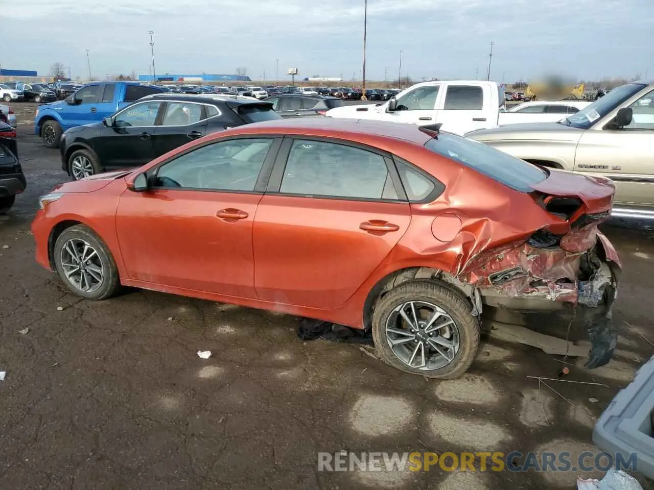 2 Photograph of a damaged car 3KPF24AD2NE482515 KIA FORTE 2022