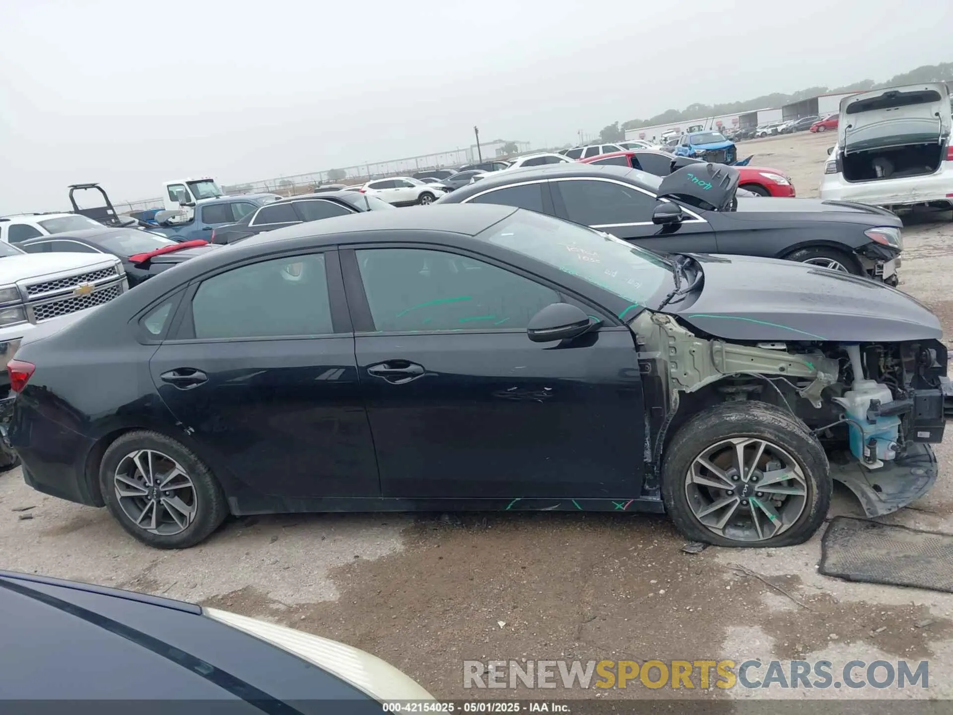 14 Photograph of a damaged car 3KPF24AD3NE424770 KIA FORTE 2022