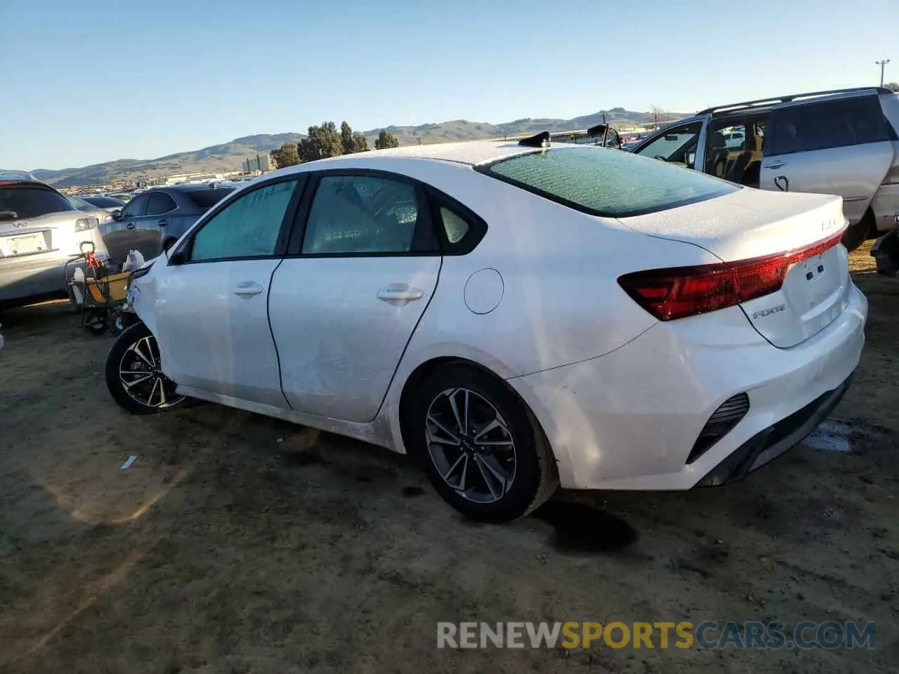 2 Photograph of a damaged car 3KPF24AD3NE427653 KIA FORTE 2022