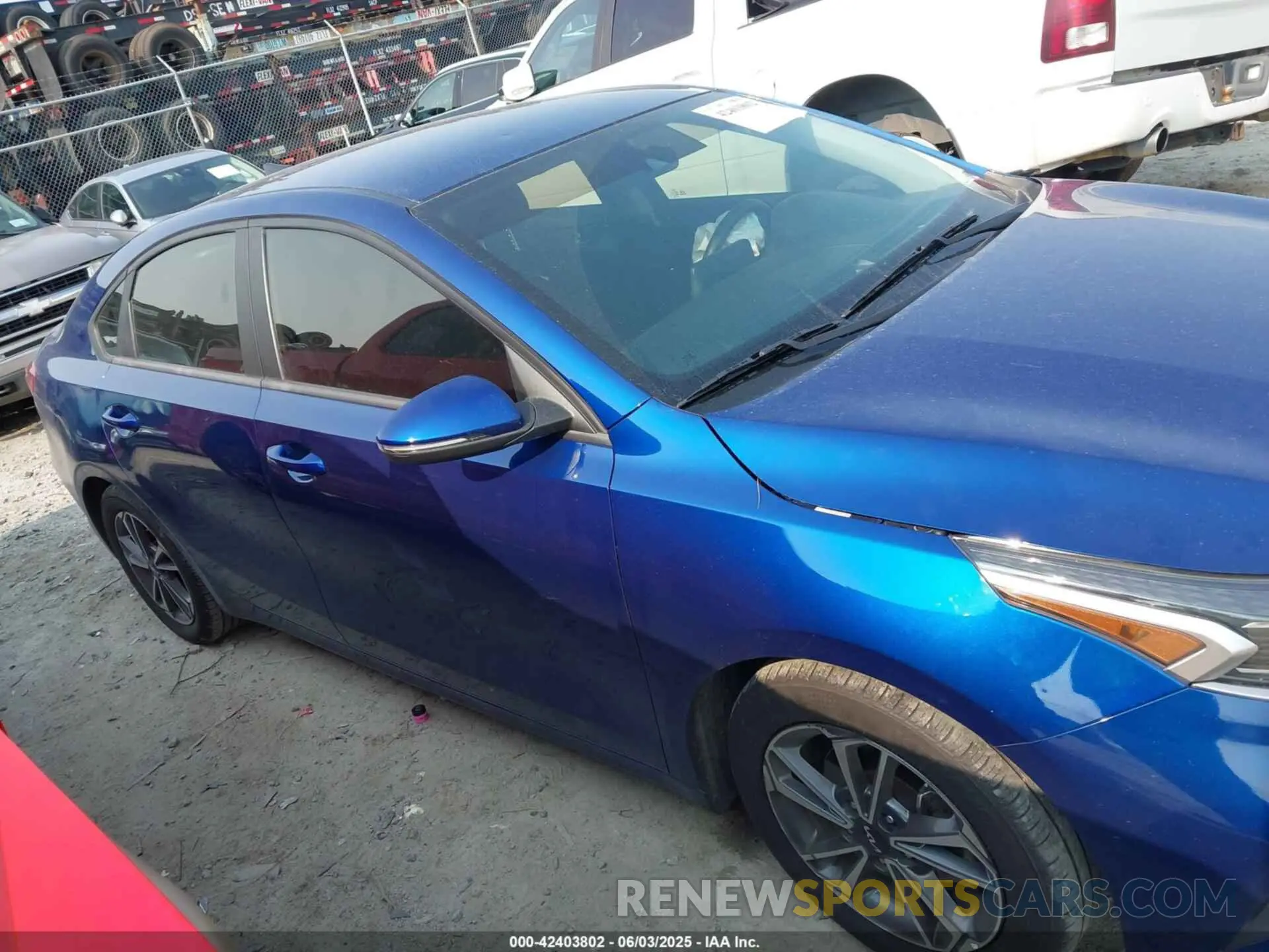13 Photograph of a damaged car 3KPF24AD3NE438877 KIA FORTE 2022